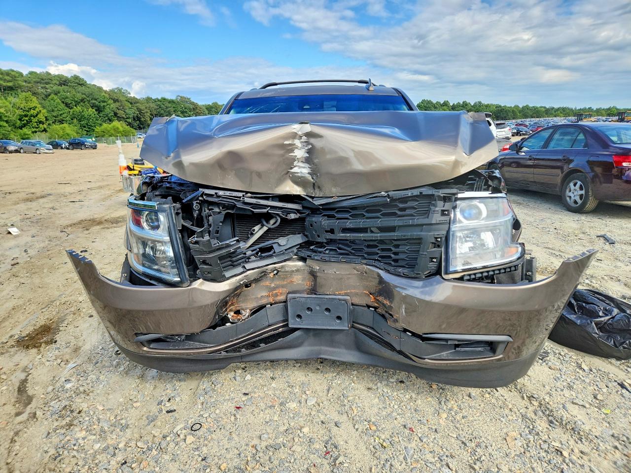 2015 Chevrolet Tahoe K1500 Lt Серый vin: 1GNSKBKC4FR653397
