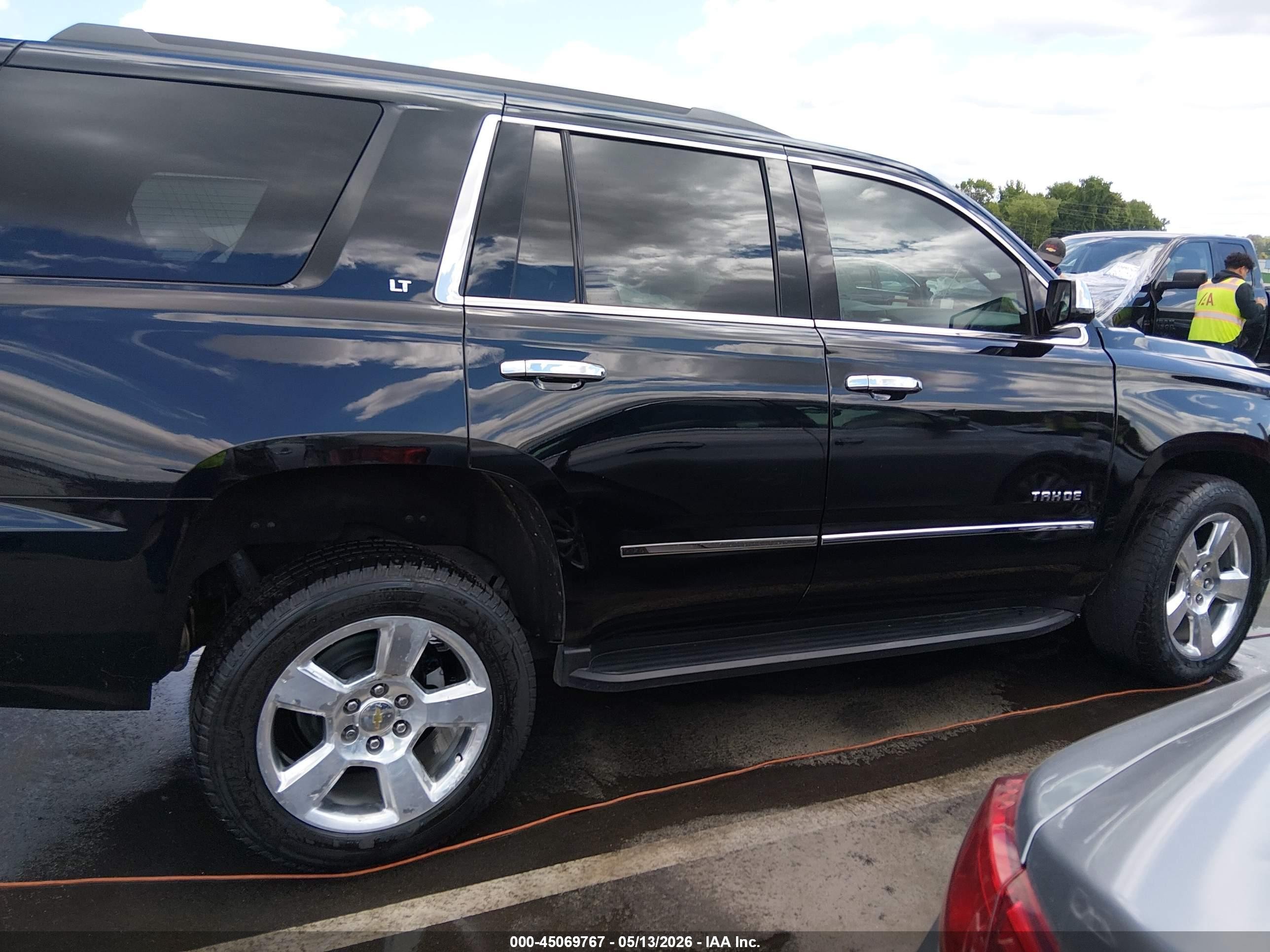 2015 Chevrolet Tahoe Lt Black vin: 1GNSKBKC4FR709242