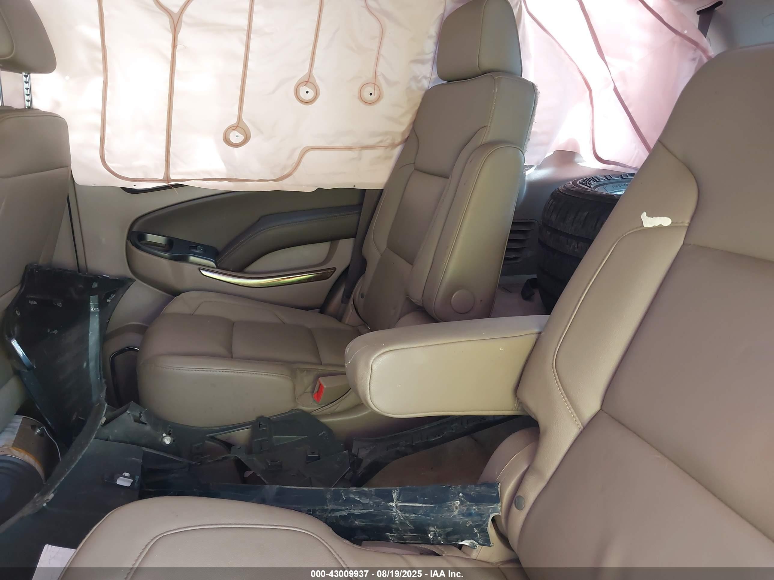 2018 Chevrolet Tahoe Lt Коричневый vin: 1GNSKBKC4JR156035