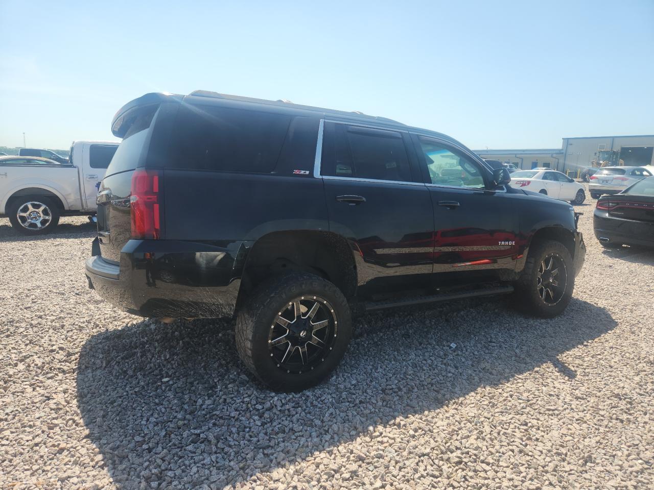 2018 Chevrolet Tahoe K1500 Lt Черный vin: 1GNSKBKC4JR278104