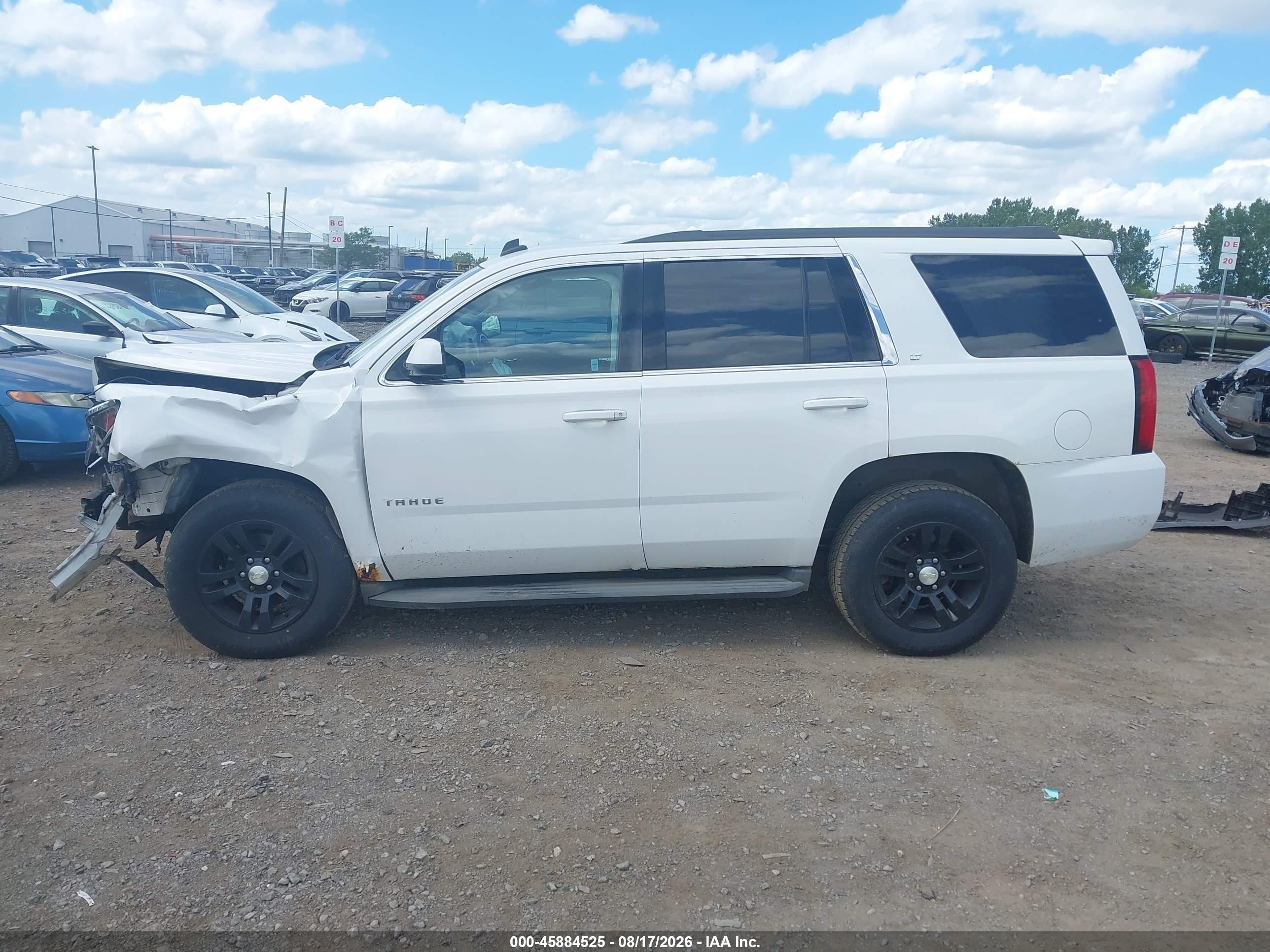 2015 Chevrolet Tahoe Lt Белый vin: 1GNSKBKC5FR104503