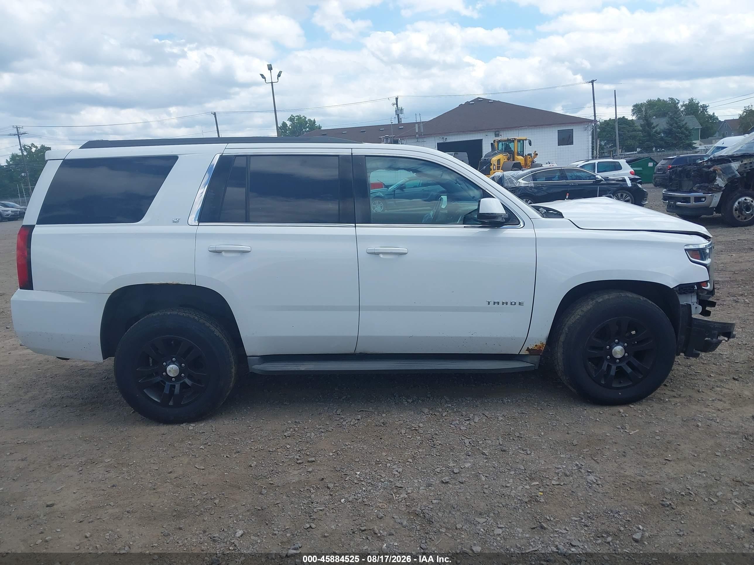 2015 Chevrolet Tahoe Lt Белый vin: 1GNSKBKC5FR104503
