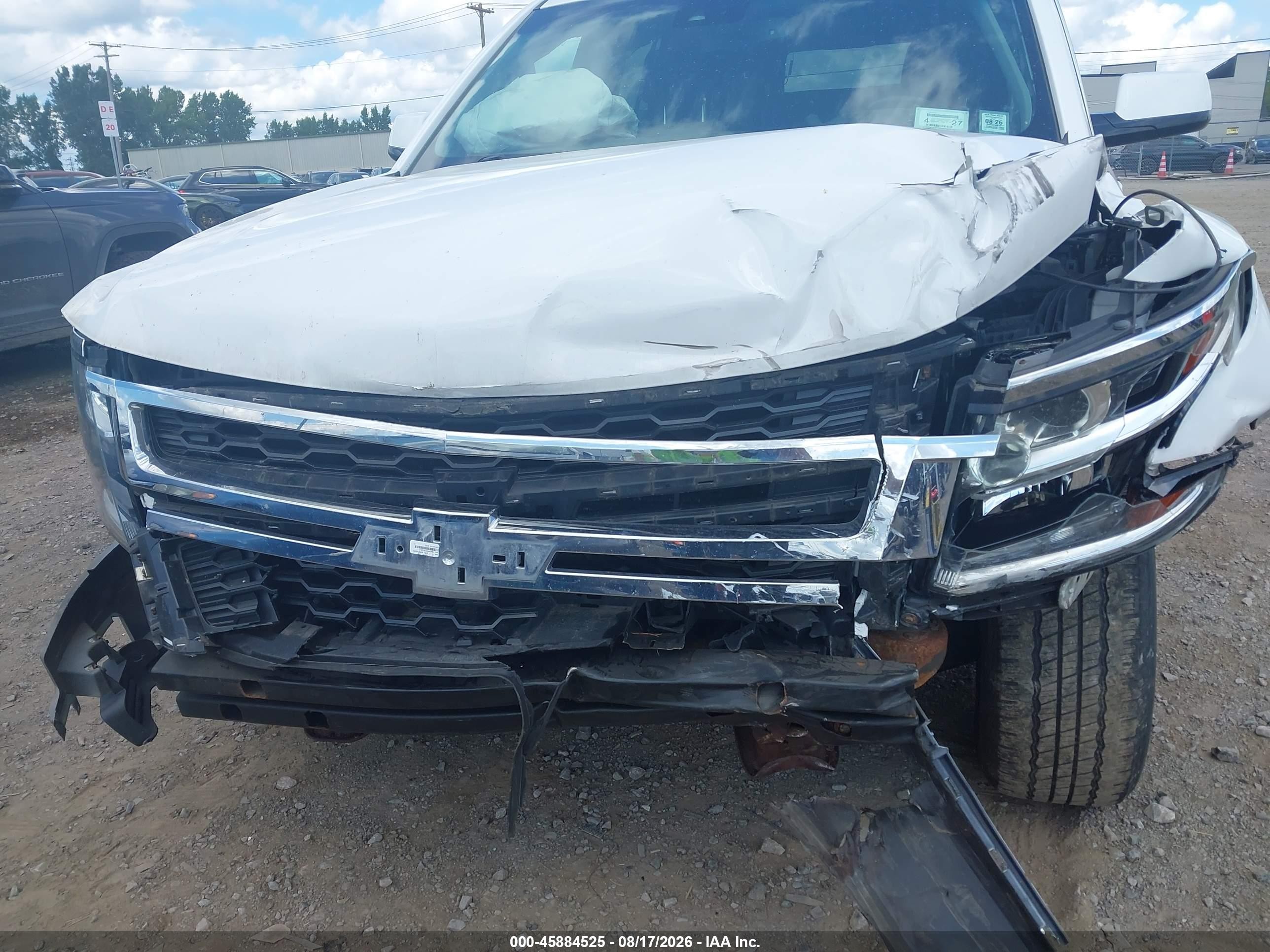 2015 Chevrolet Tahoe Lt Белый vin: 1GNSKBKC5FR104503