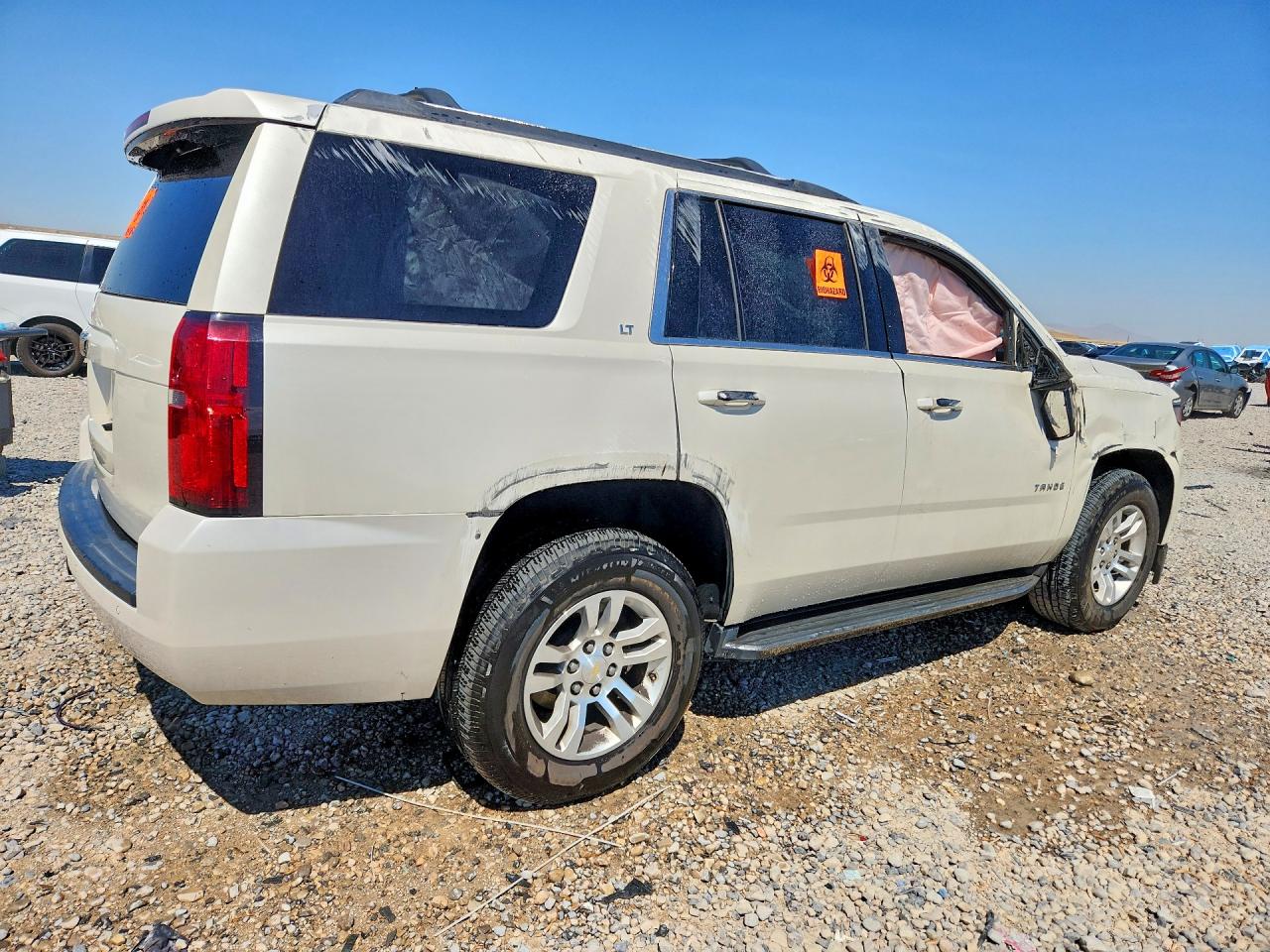 2015 Chevrolet Tahoe K1500 Lt Белый vin: 1GNSKBKC5FR712277