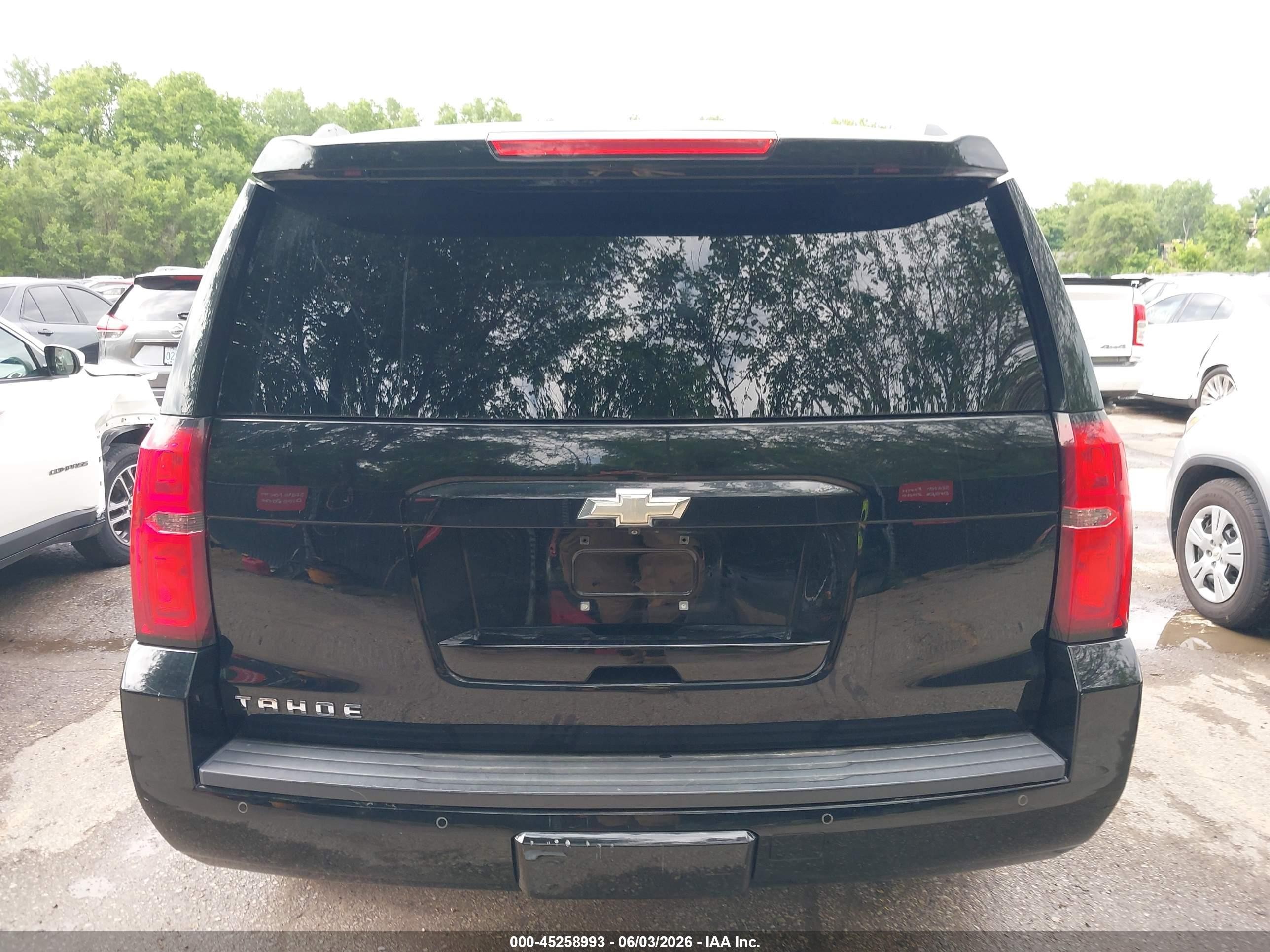 2015 Chevrolet Tahoe Lt Black vin: 1GNSKBKC6FR101206