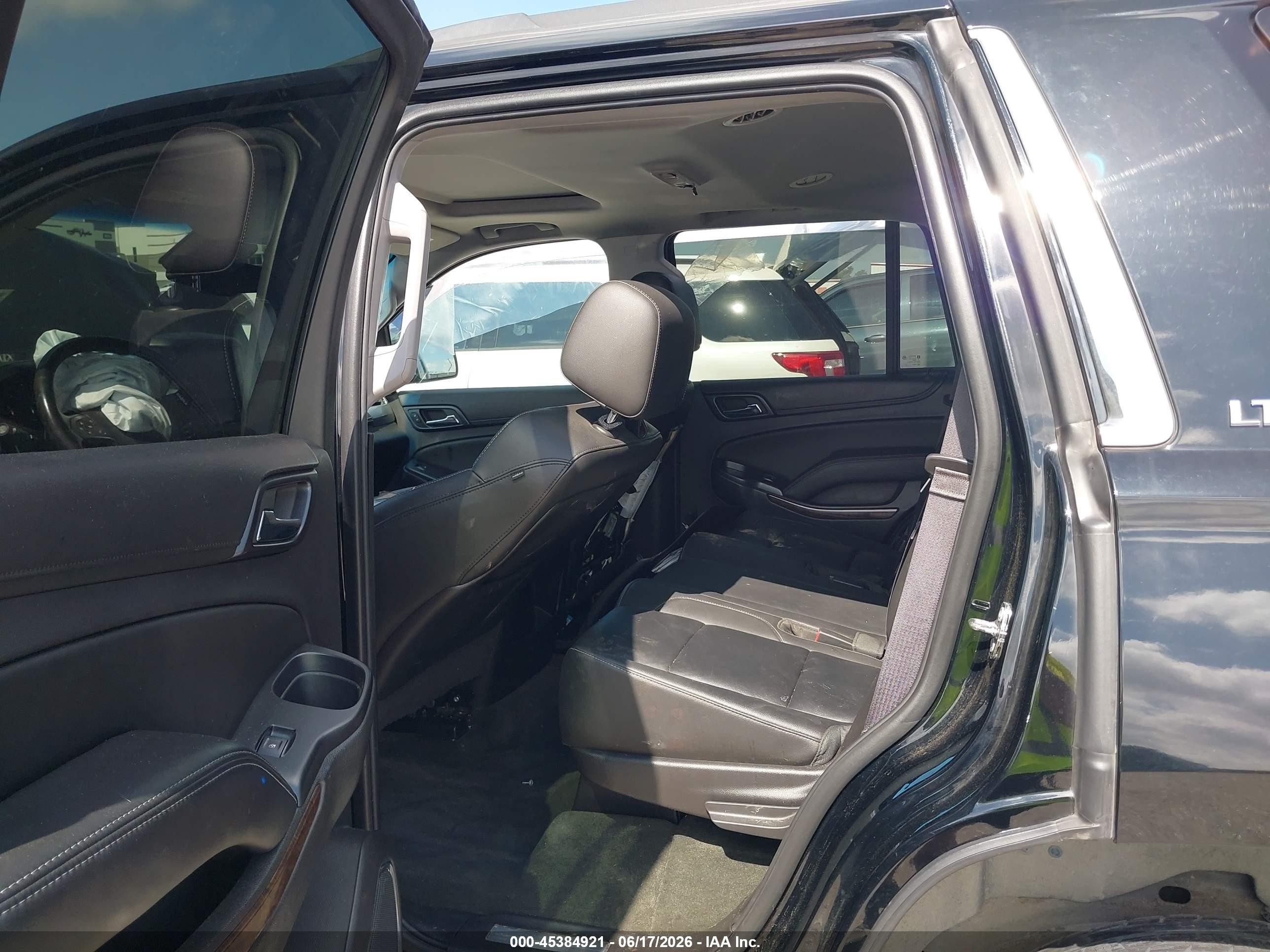 2015 Chevrolet Tahoe Lt Black vin: 1GNSKBKC6FR180909