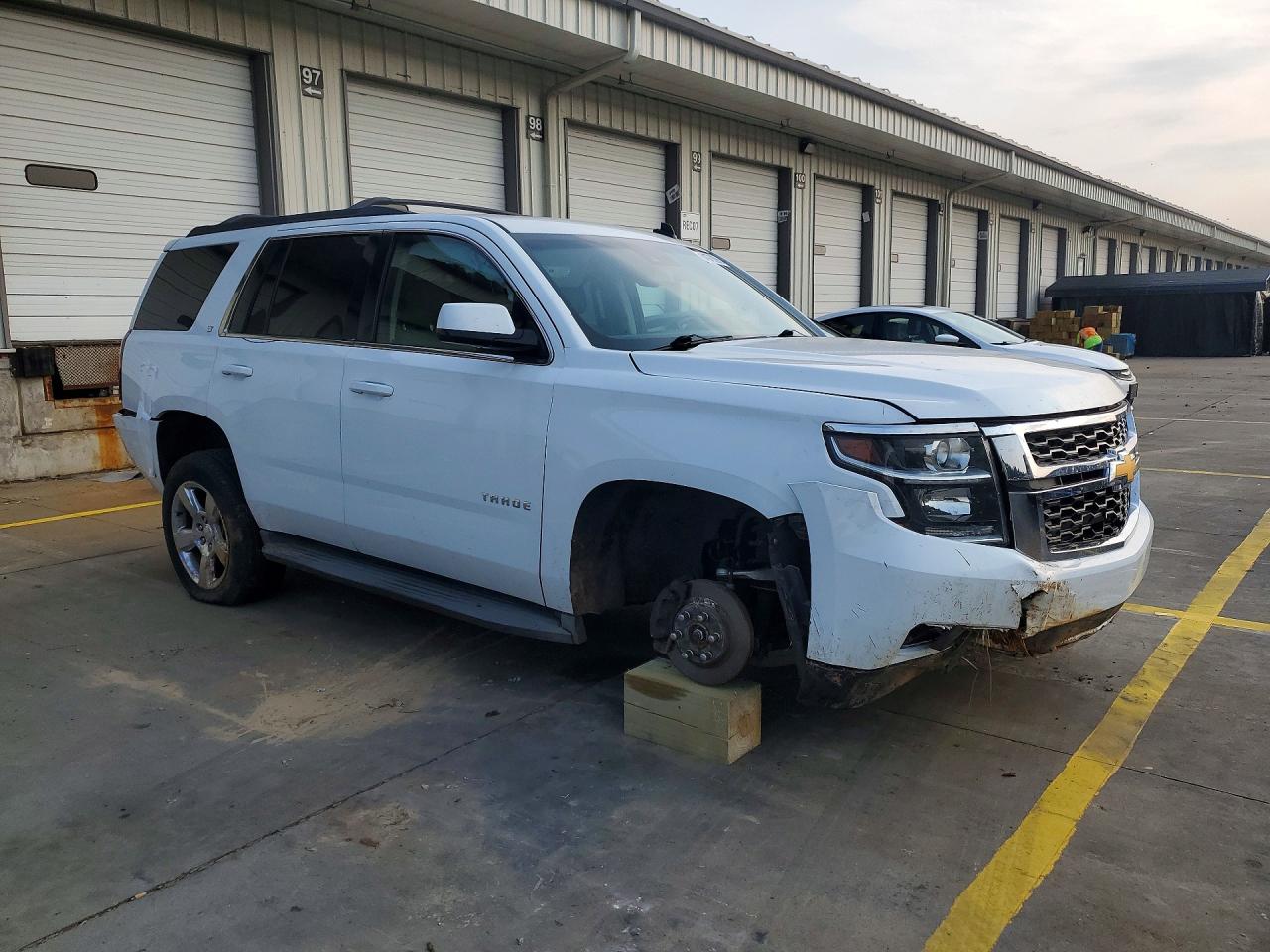 2015 Chevrolet Tahoe K1500 Lt White vin: 1GNSKBKC6FR187875