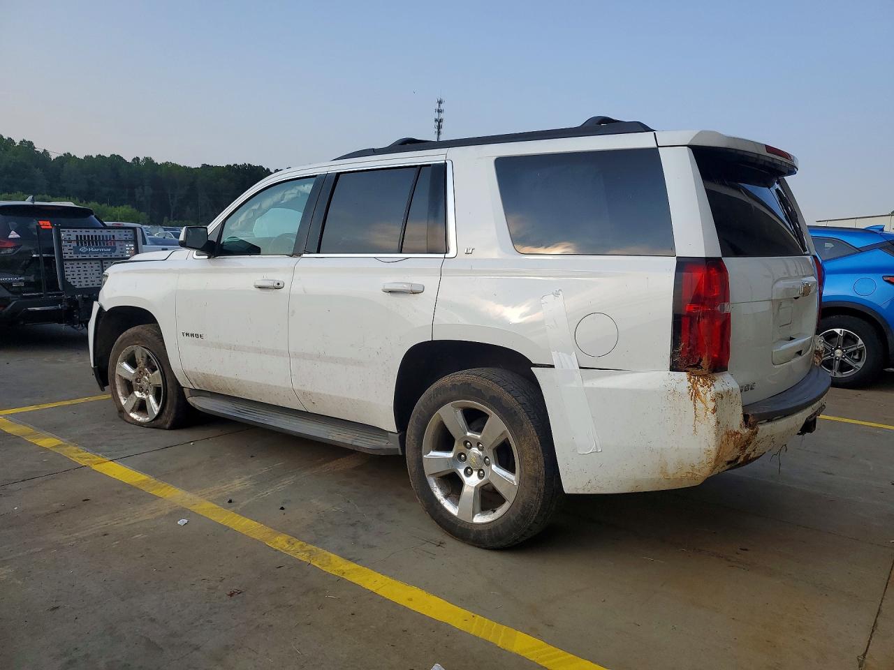 2015 Chevrolet Tahoe K1500 Lt White vin: 1GNSKBKC6FR187875