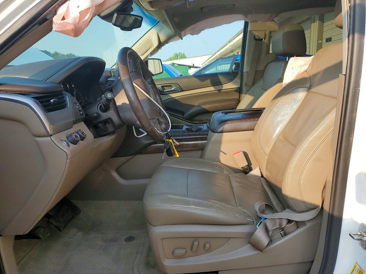 2015 Chevrolet Tahoe K1500 Lt White vin: 1GNSKBKC6FR187875