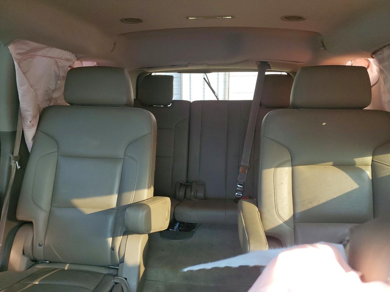 2015 Chevrolet Tahoe K1500 Lt White vin: 1GNSKBKC6FR187875