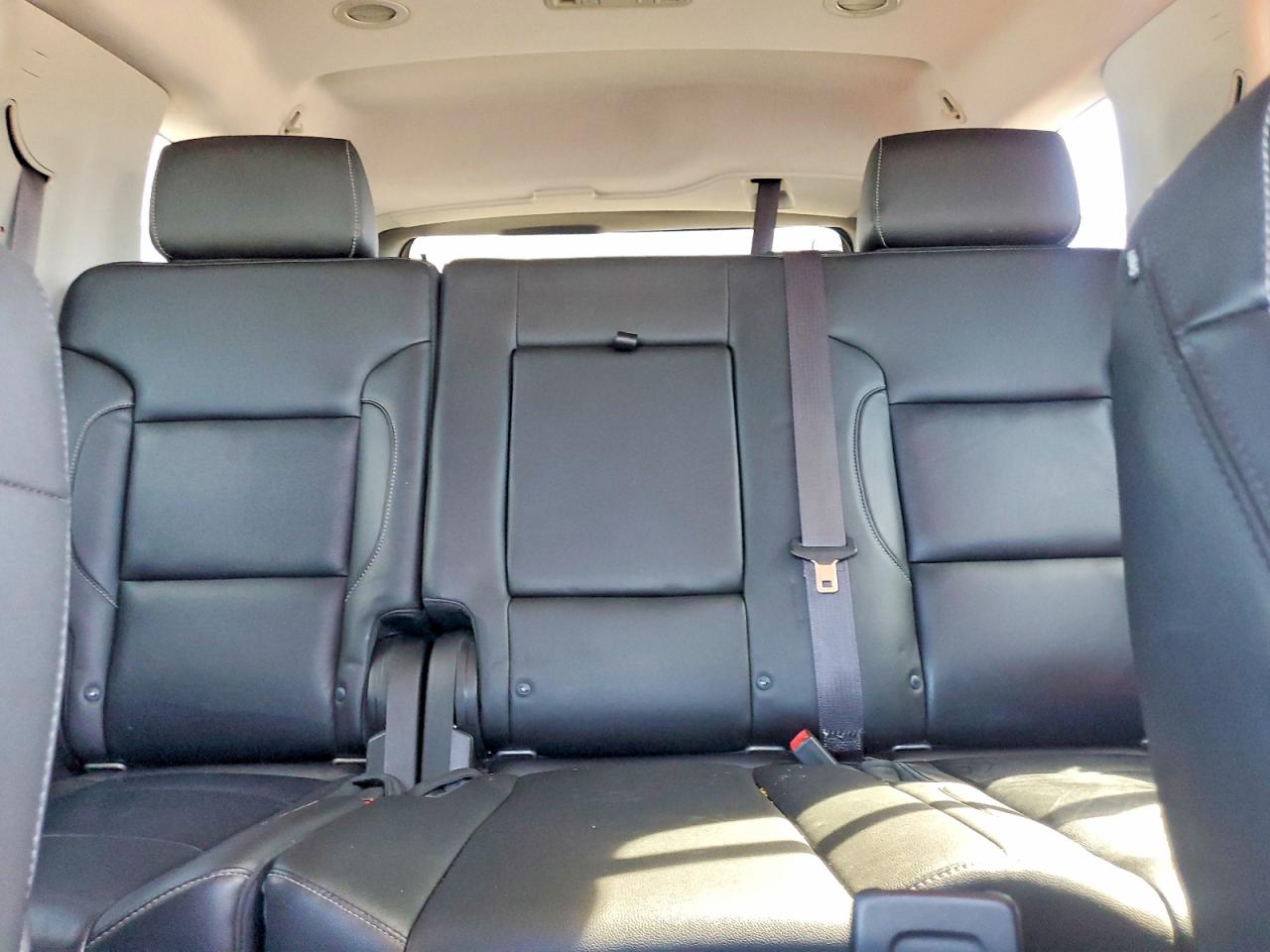 2015 Chevrolet Tahoe K1500 Lt Gray vin: 1GNSKBKC6FR239473