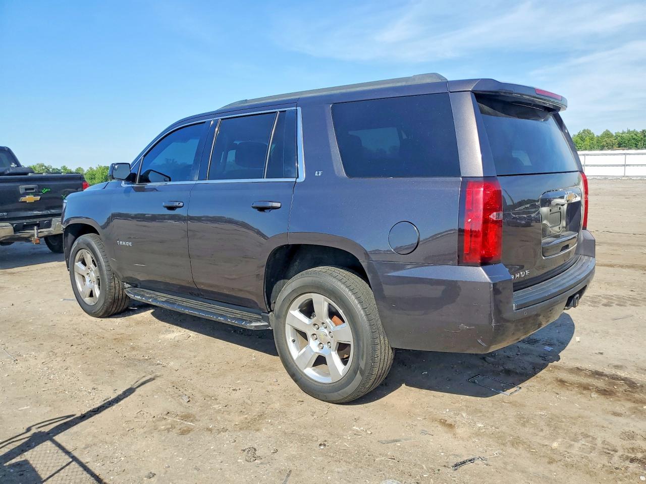 2015 Chevrolet Tahoe K1500 Lt Gray vin: 1GNSKBKC6FR239473