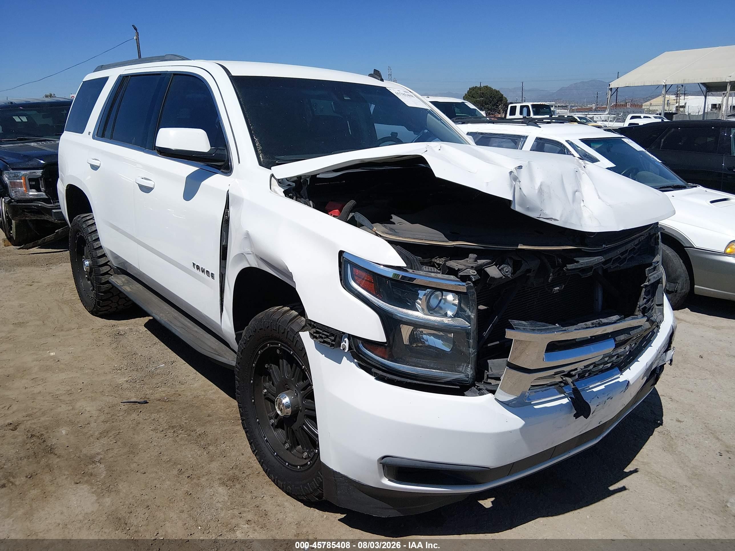 2015 Chevrolet Tahoe Lt Белый vin: 1GNSKBKC6FR243765