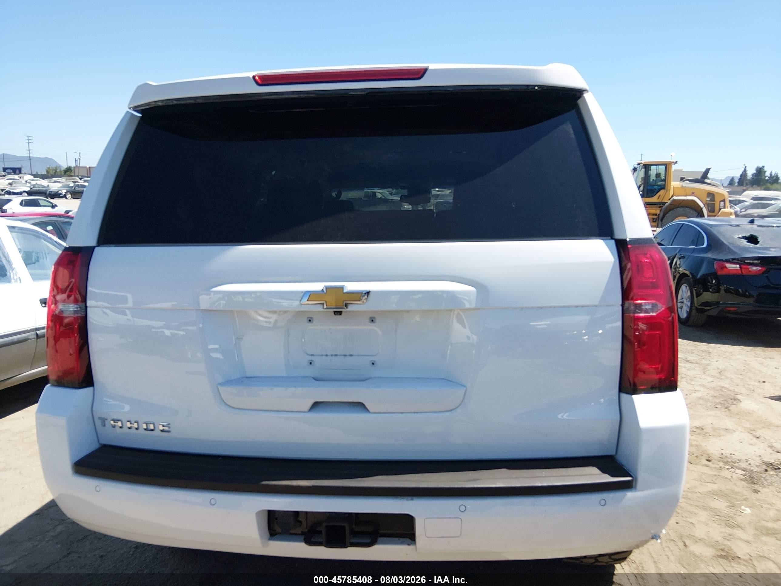 2015 Chevrolet Tahoe Lt White vin: 1GNSKBKC6FR243765