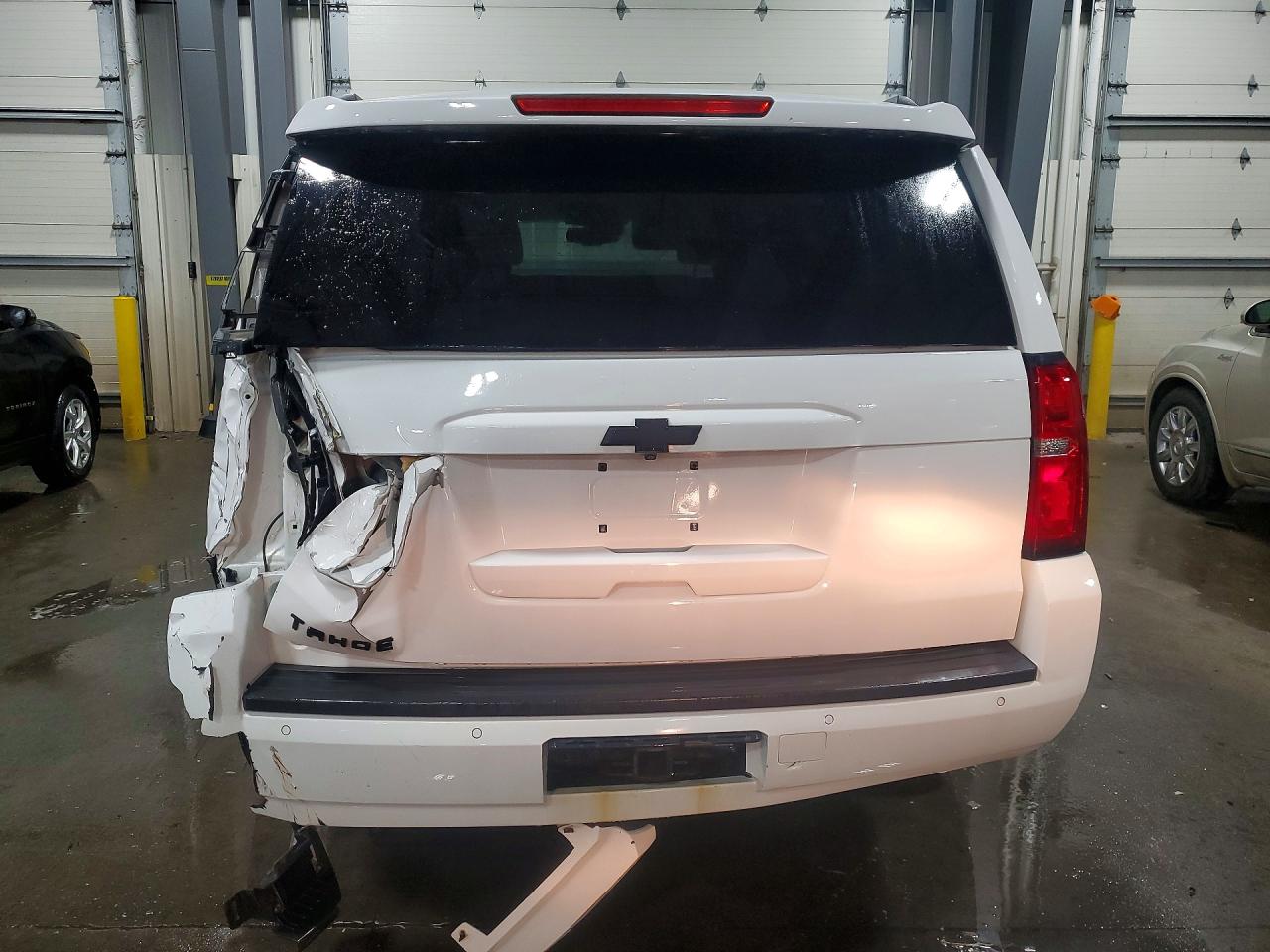 2015 Chevrolet Tahoe K1500 Lt Белый vin: 1GNSKBKC6FR572028