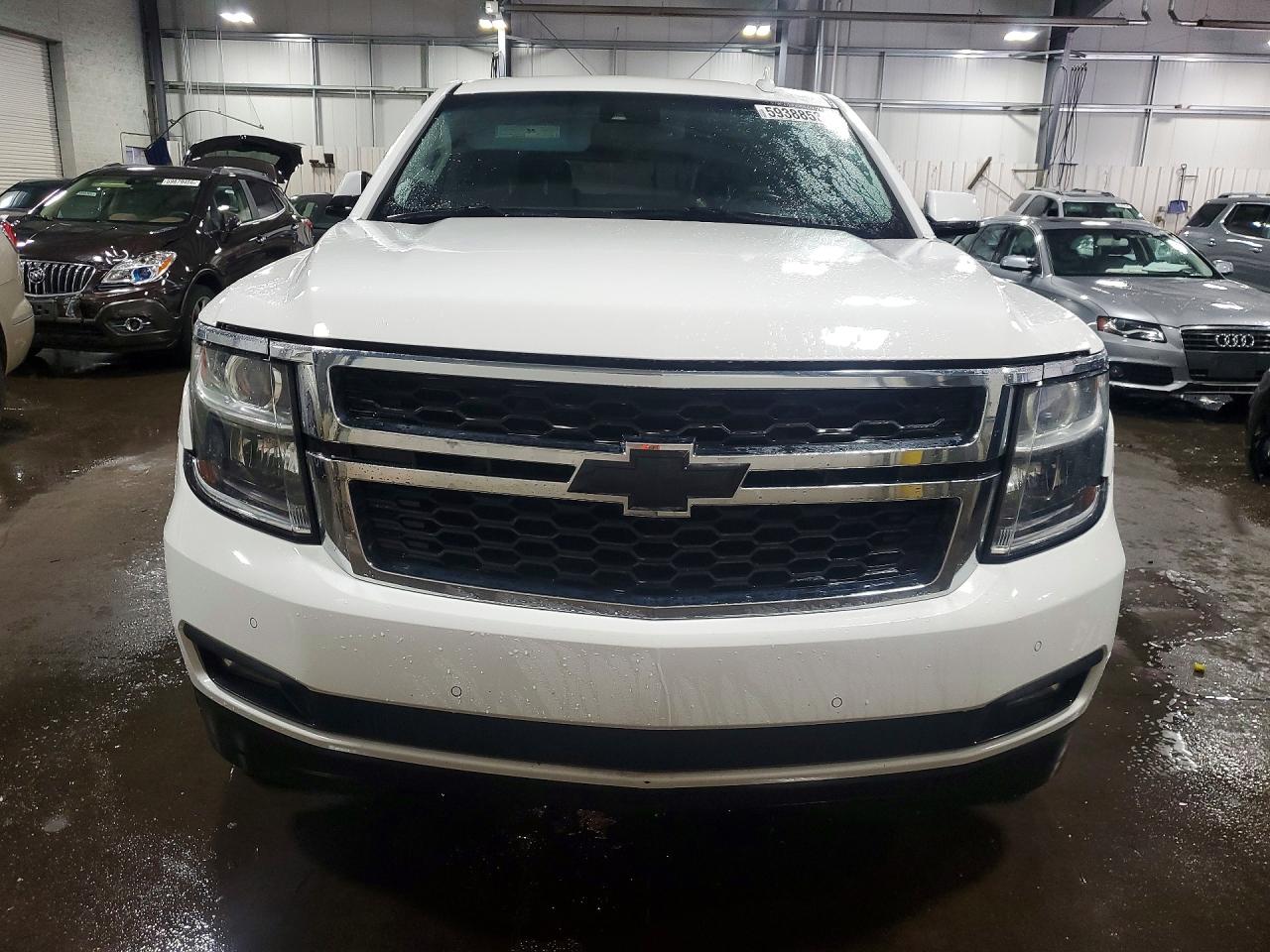 2015 Chevrolet Tahoe K1500 Lt Белый vin: 1GNSKBKC6FR572028