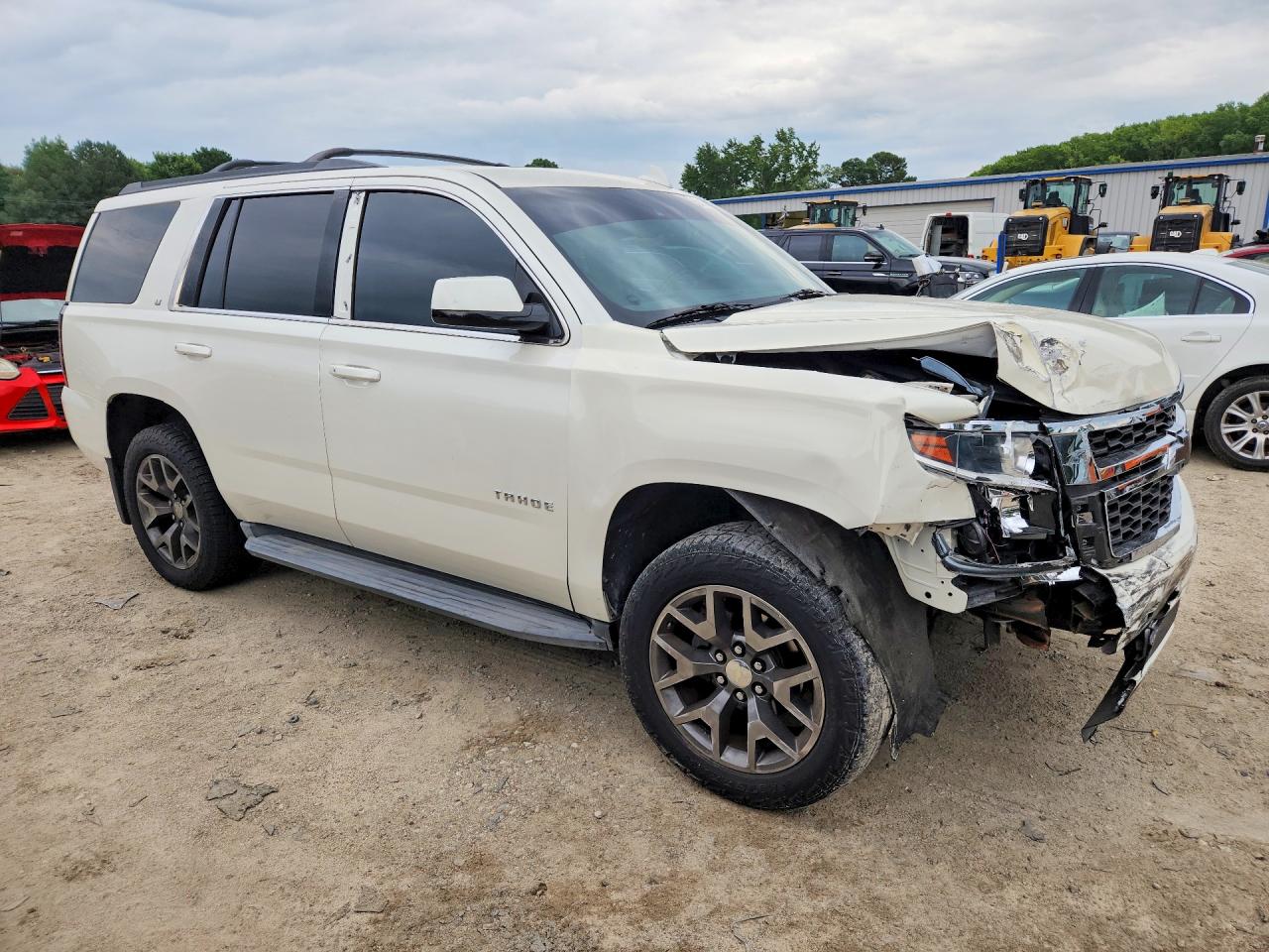 2015 Chevrolet Tahoe K1500 Lt White vin: 1GNSKBKC6FR591209
