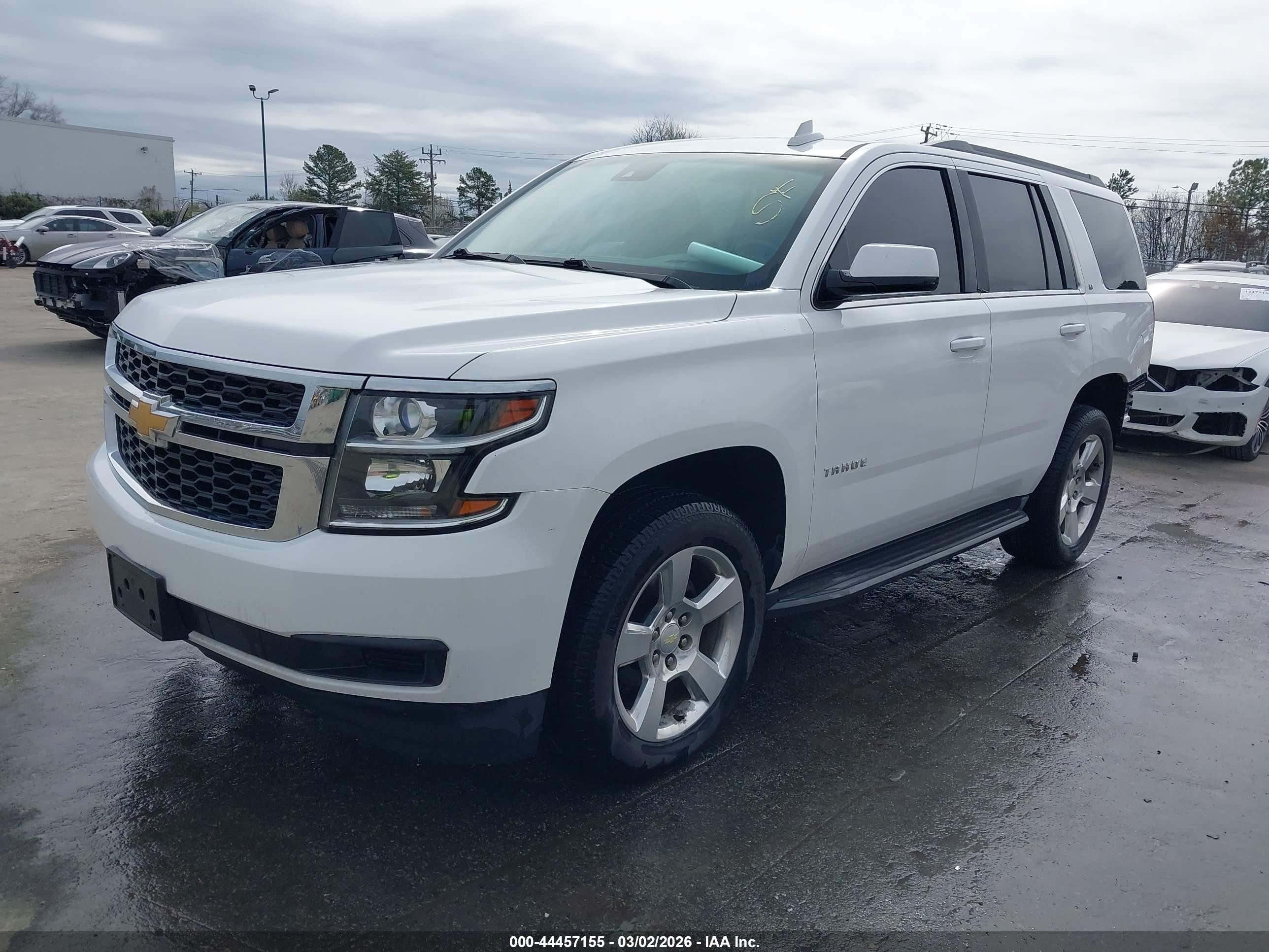 2015 Chevrolet Tahoe Lt White vin: 1GNSKBKC6FR645897
