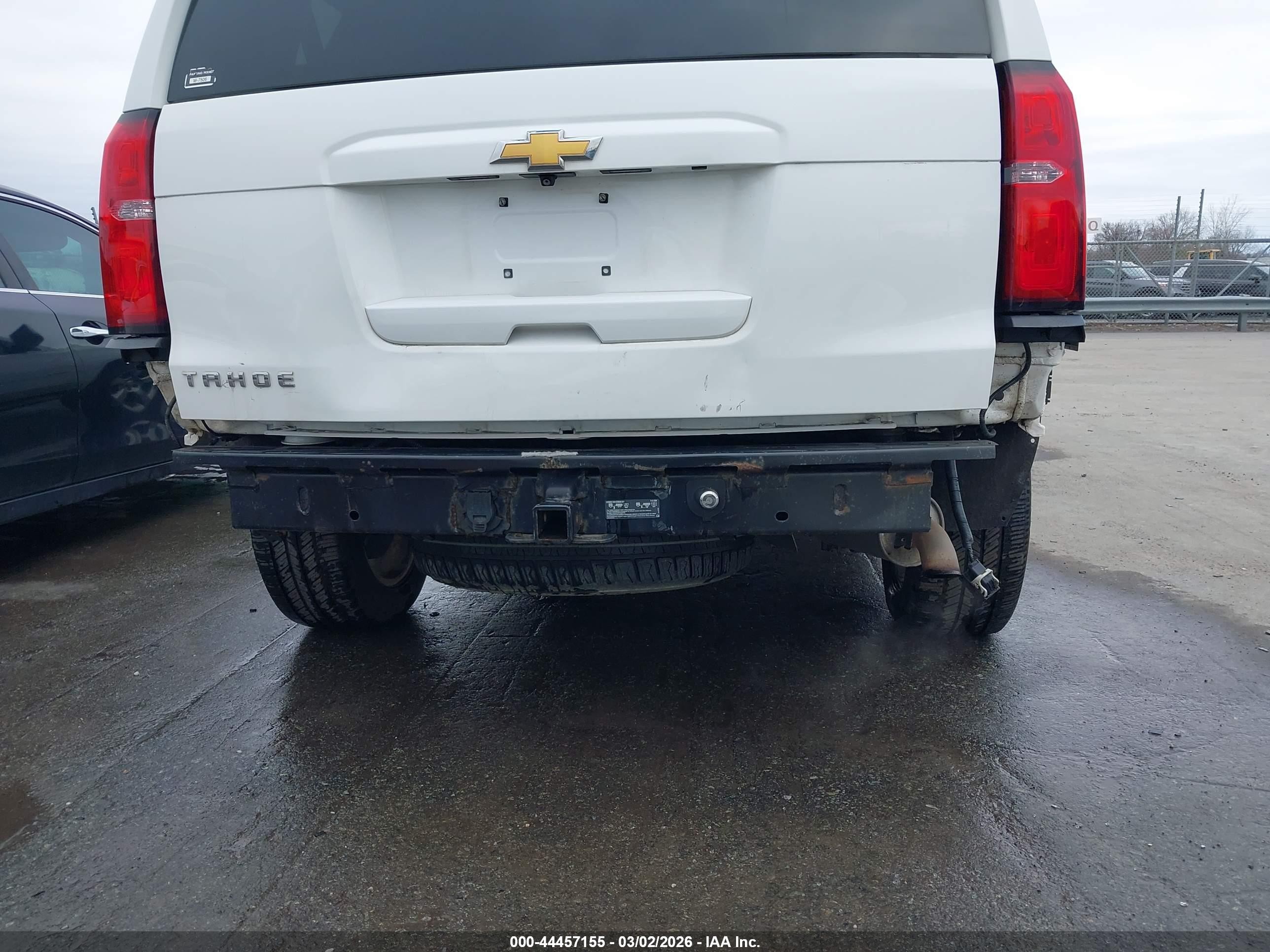 2015 Chevrolet Tahoe Lt White vin: 1GNSKBKC6FR645897