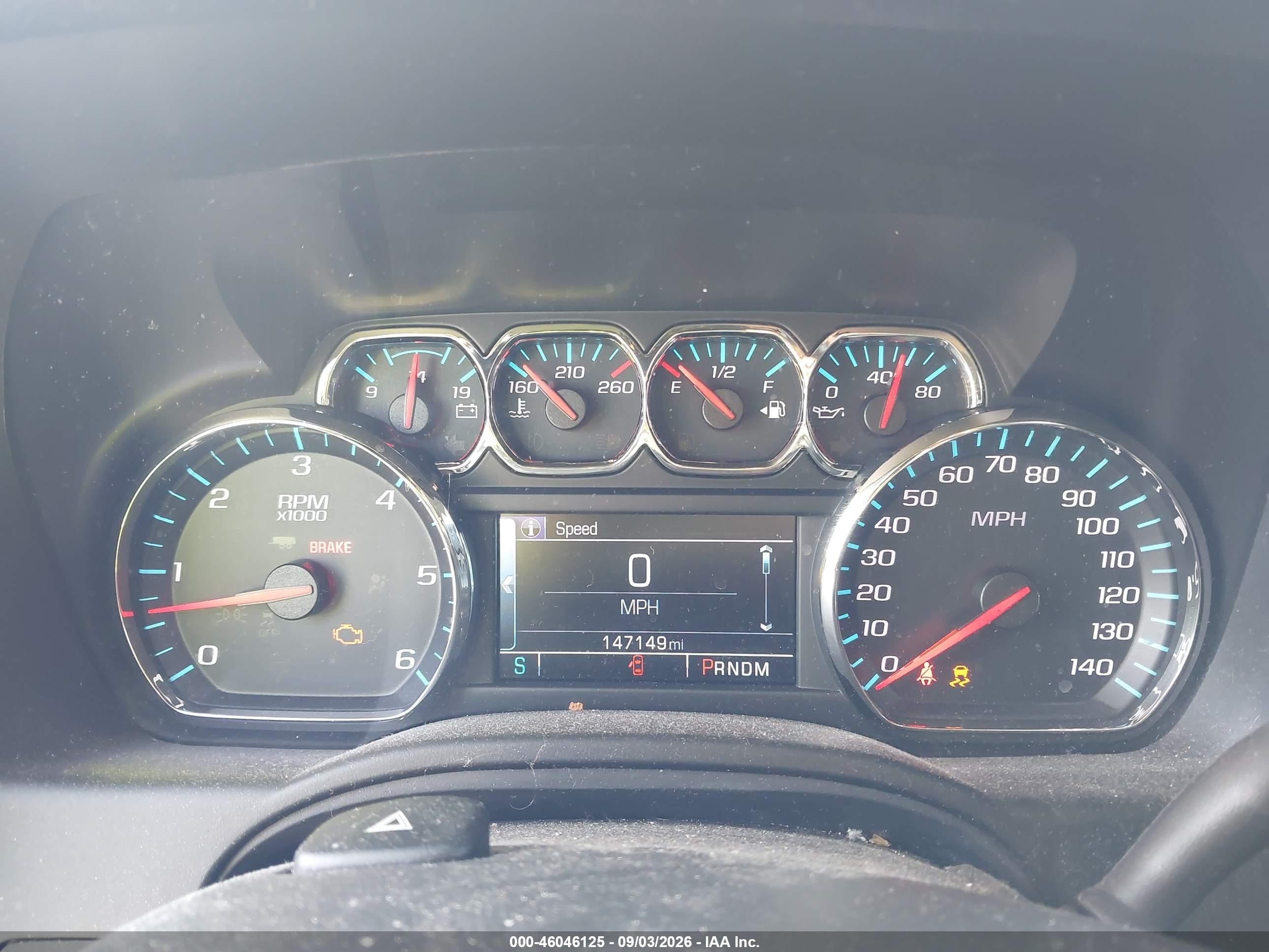 2015 Chevrolet Tahoe Lt White vin: 1GNSKBKC6FR645897