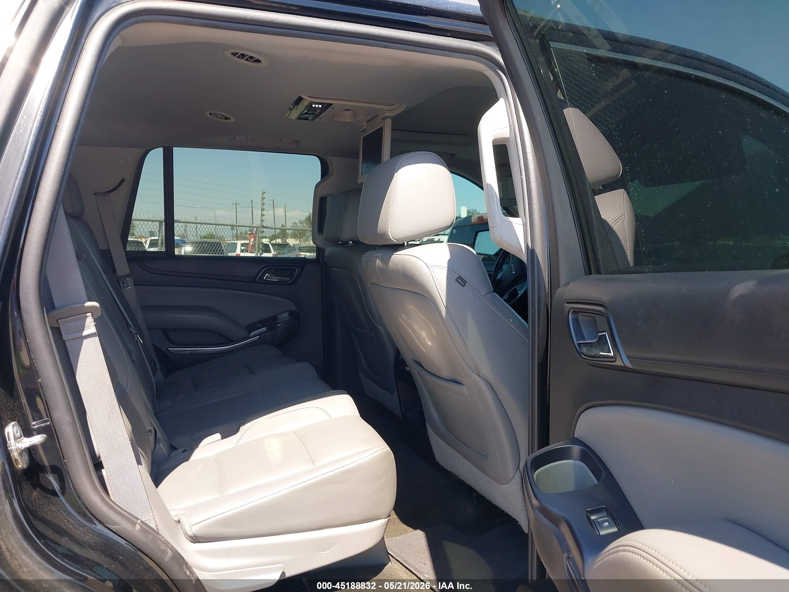 2015 Chevrolet Tahoe Lt Черный vin: 1GNSKBKC6FR657449