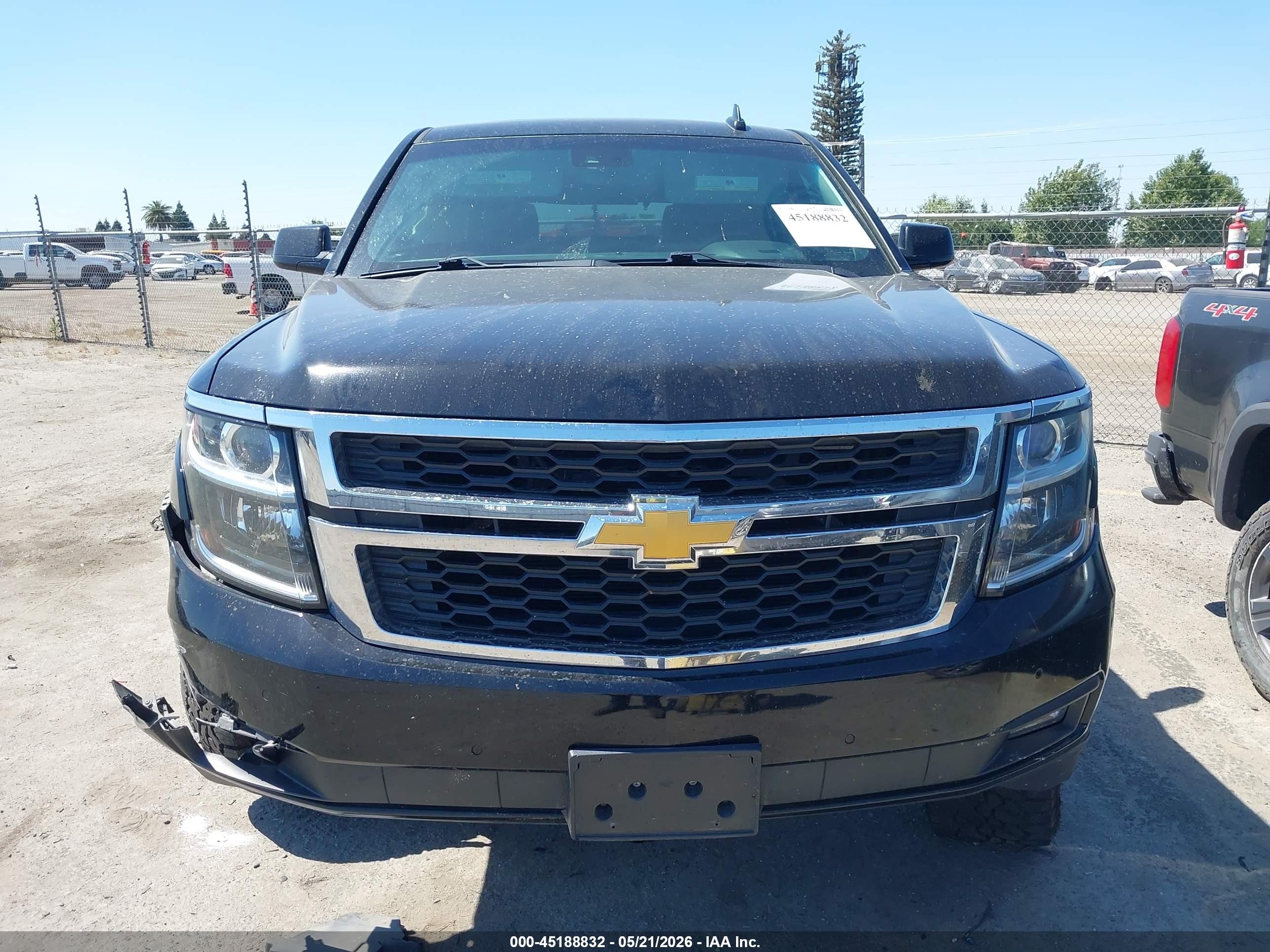 2015 Chevrolet Tahoe Lt Черный vin: 1GNSKBKC6FR657449