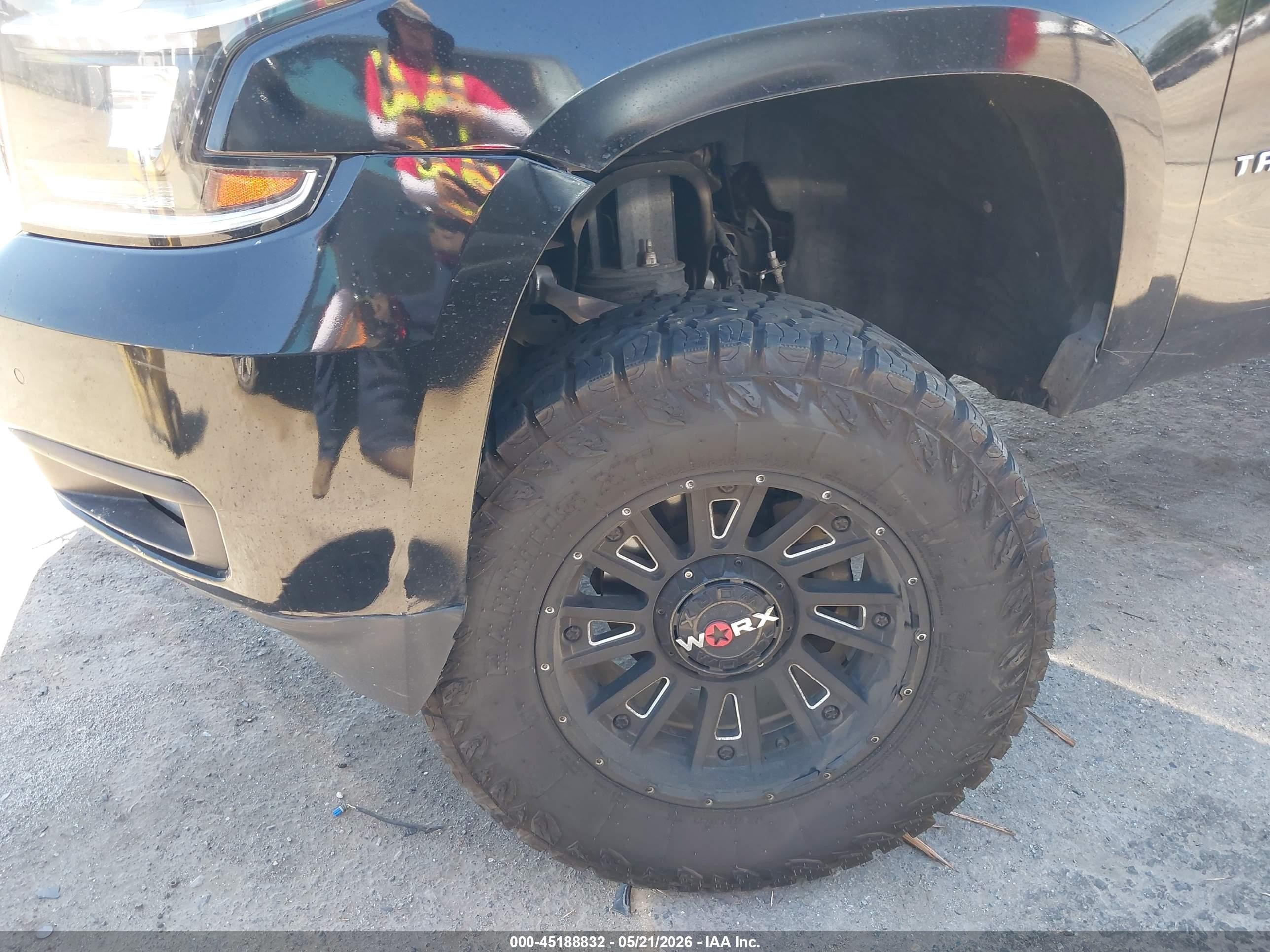 2015 Chevrolet Tahoe Lt Черный vin: 1GNSKBKC6FR657449
