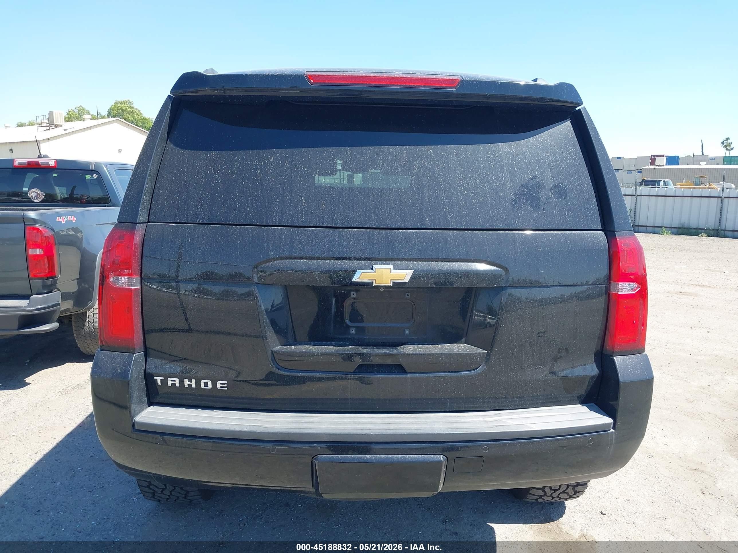 2015 Chevrolet Tahoe Lt Черный vin: 1GNSKBKC6FR657449
