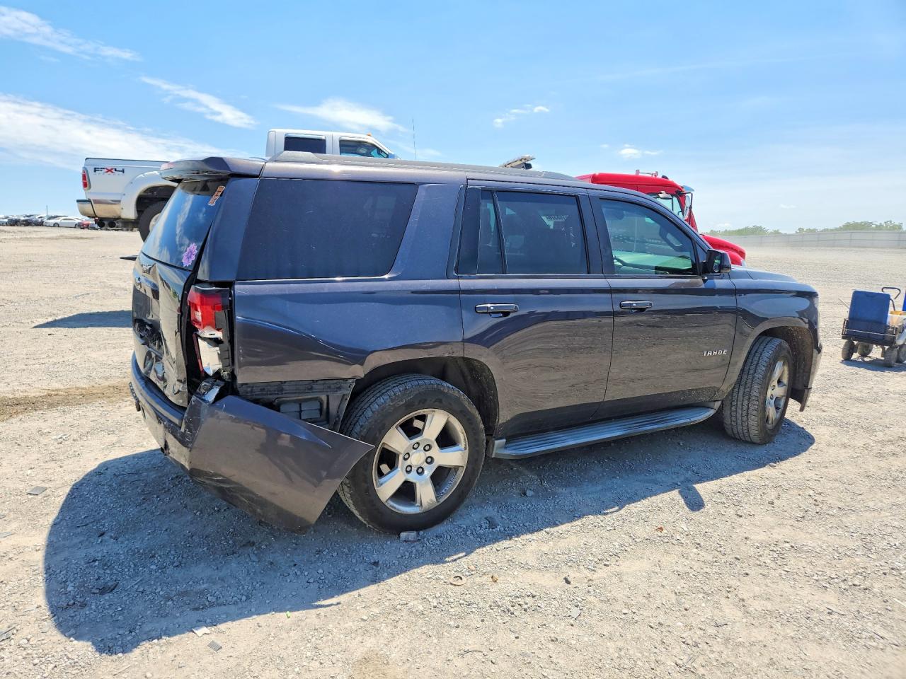 2015 Chevrolet Tahoe K1500 Lt Gray vin: 1GNSKBKC7FR106477