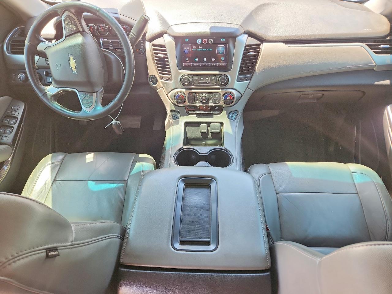 2015 Chevrolet Tahoe K1500 Lt Gray vin: 1GNSKBKC7FR106477