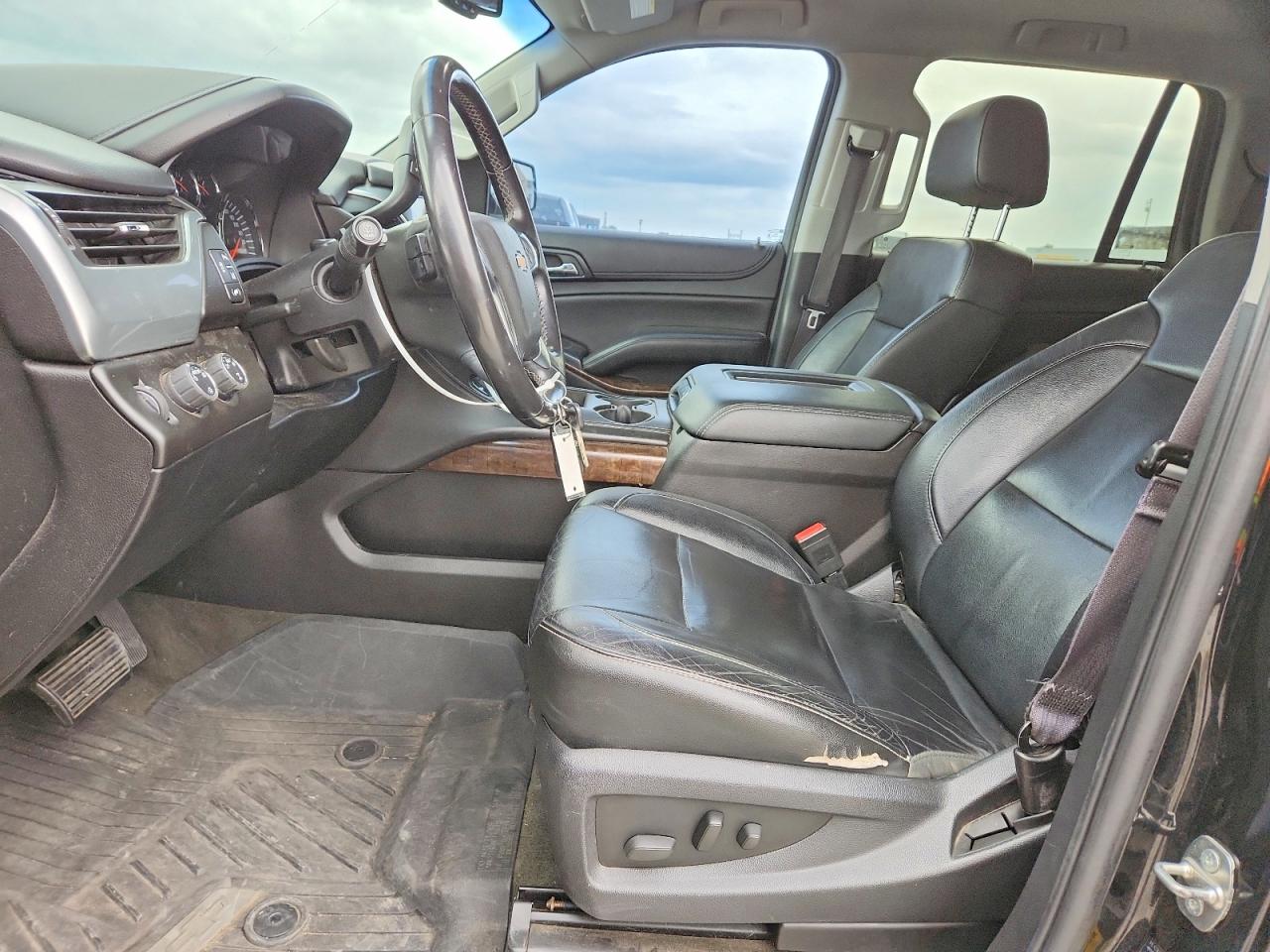 2015 Chevrolet Tahoe K1500 Lt Черный vin: 1GNSKBKC7FR153234