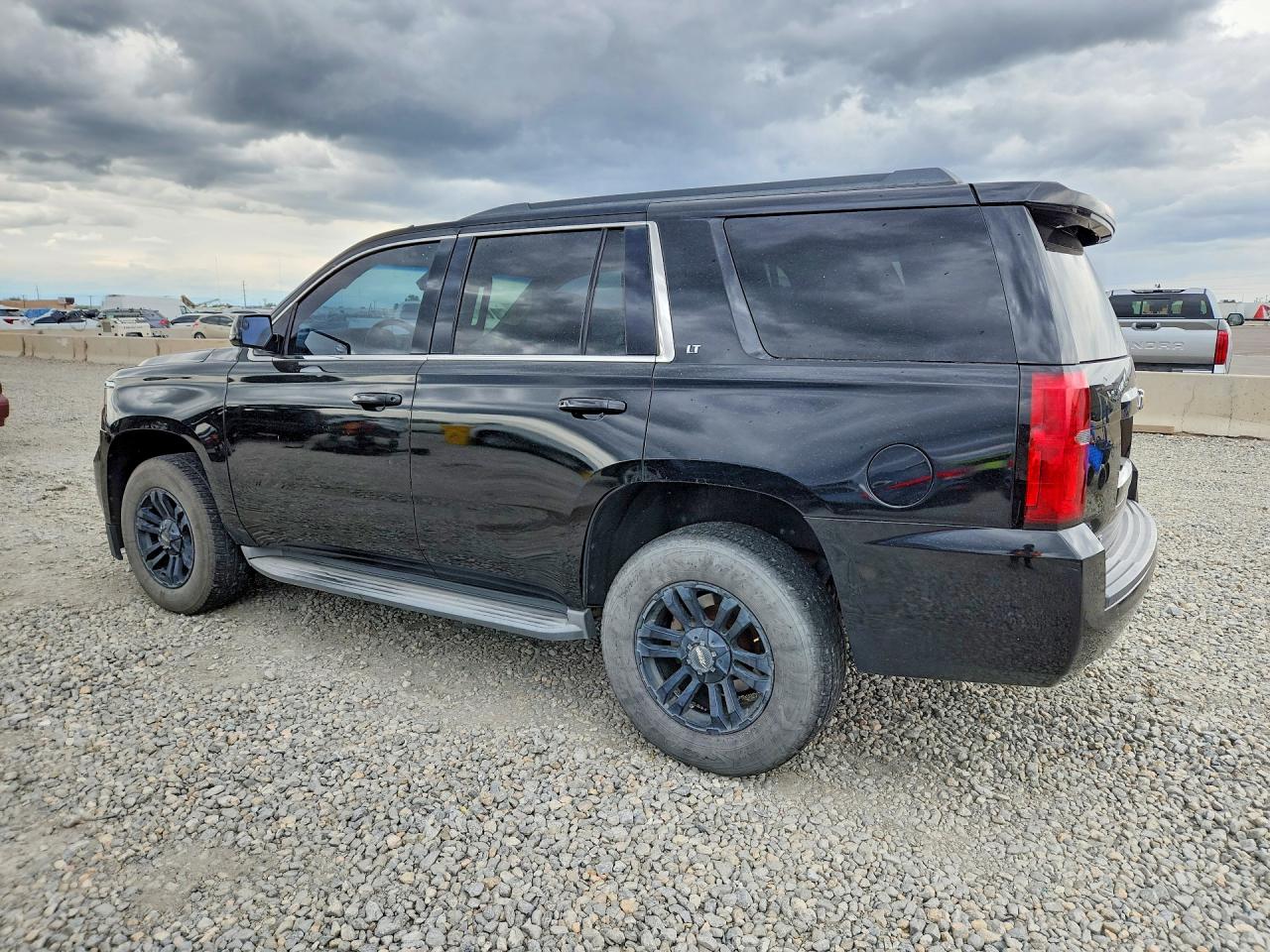 2015 Chevrolet Tahoe K1500 Lt Черный vin: 1GNSKBKC7FR153234