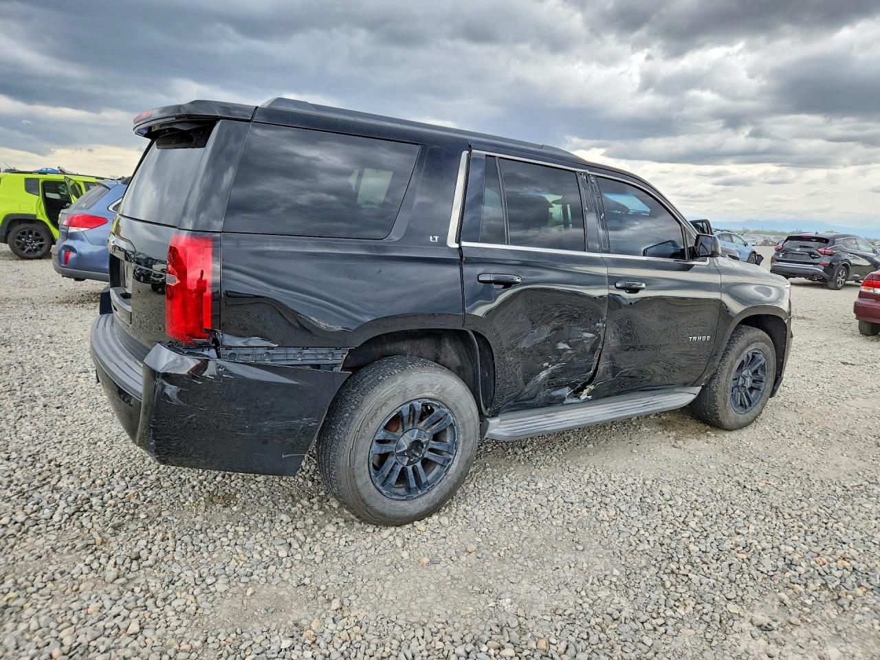 2015 Chevrolet Tahoe K1500 Lt Черный vin: 1GNSKBKC7FR153234