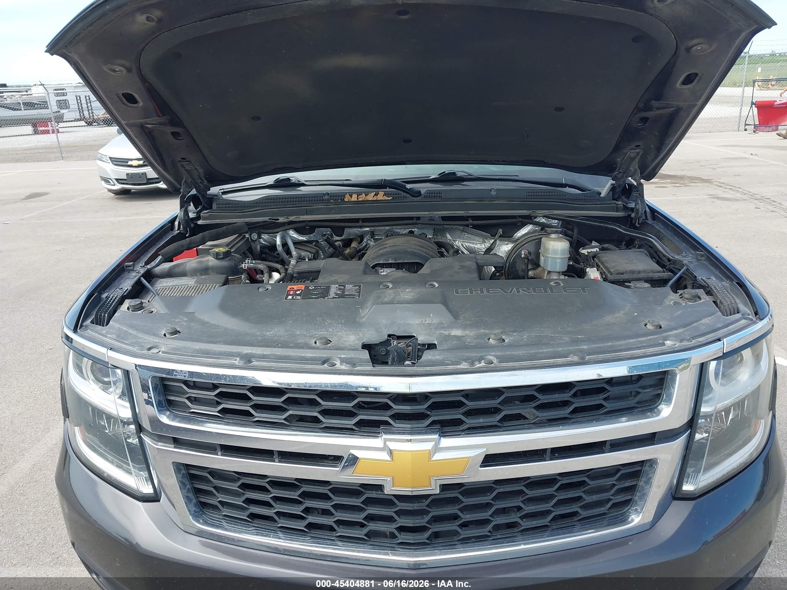 2015 Chevrolet Tahoe Lt Gray vin: 1GNSKBKC7FR178263