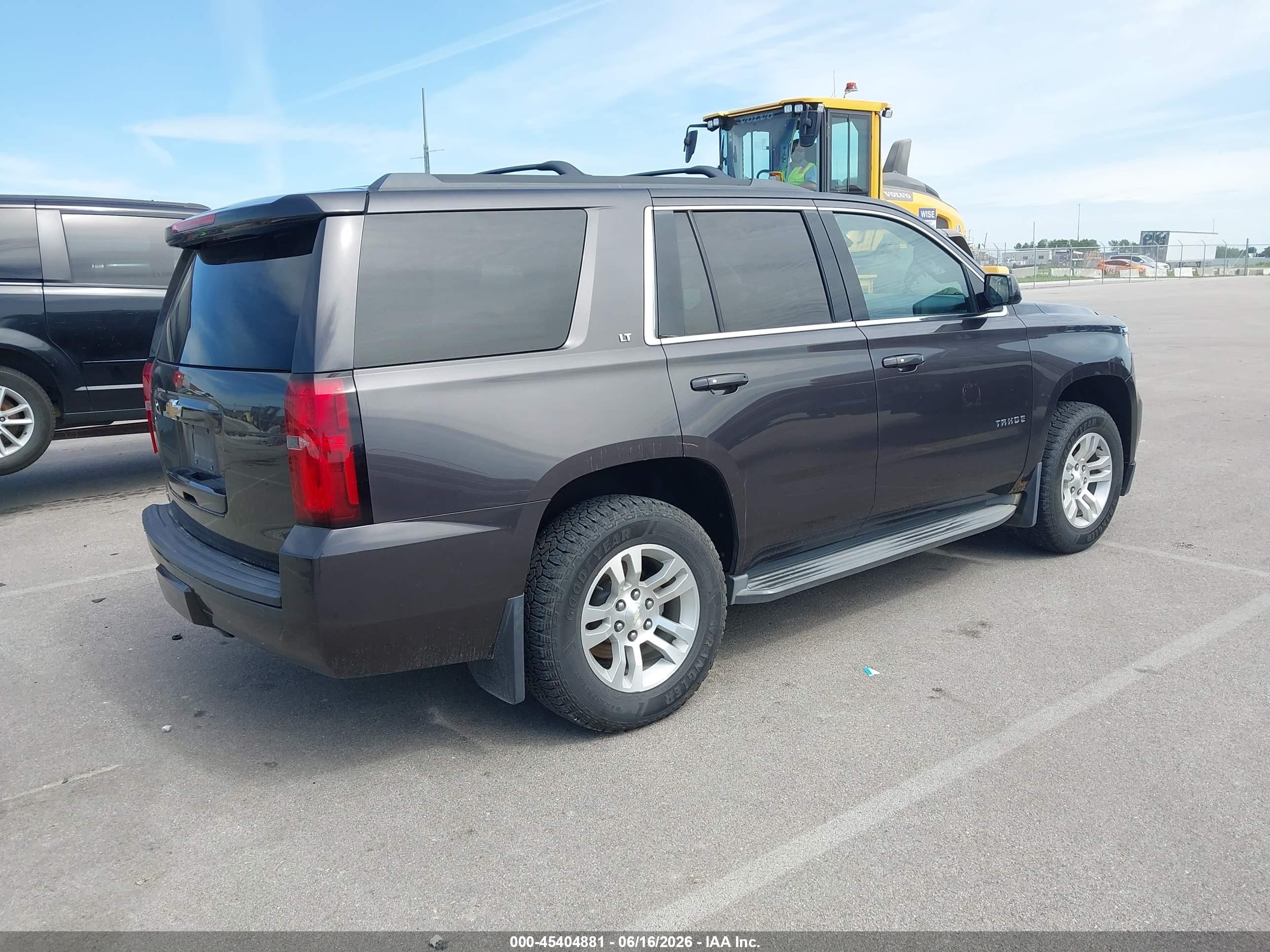 2015 Chevrolet Tahoe Lt Gray vin: 1GNSKBKC7FR178263