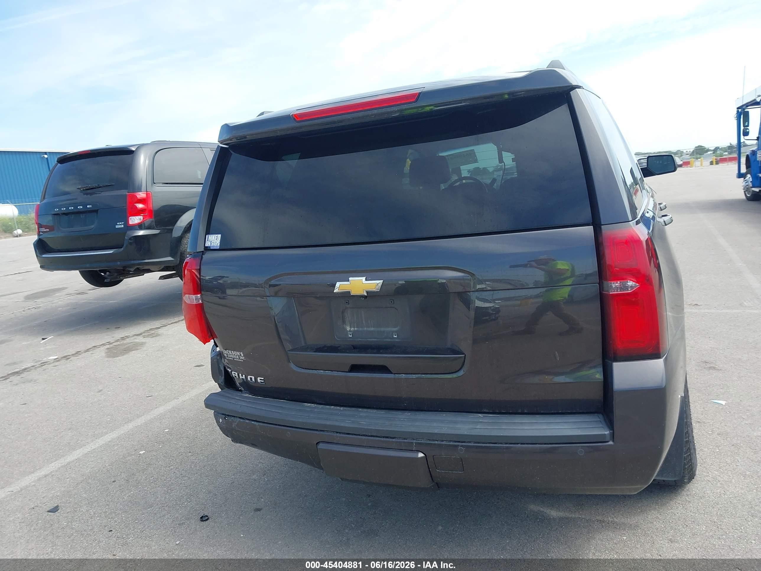 2015 Chevrolet Tahoe Lt Gray vin: 1GNSKBKC7FR178263