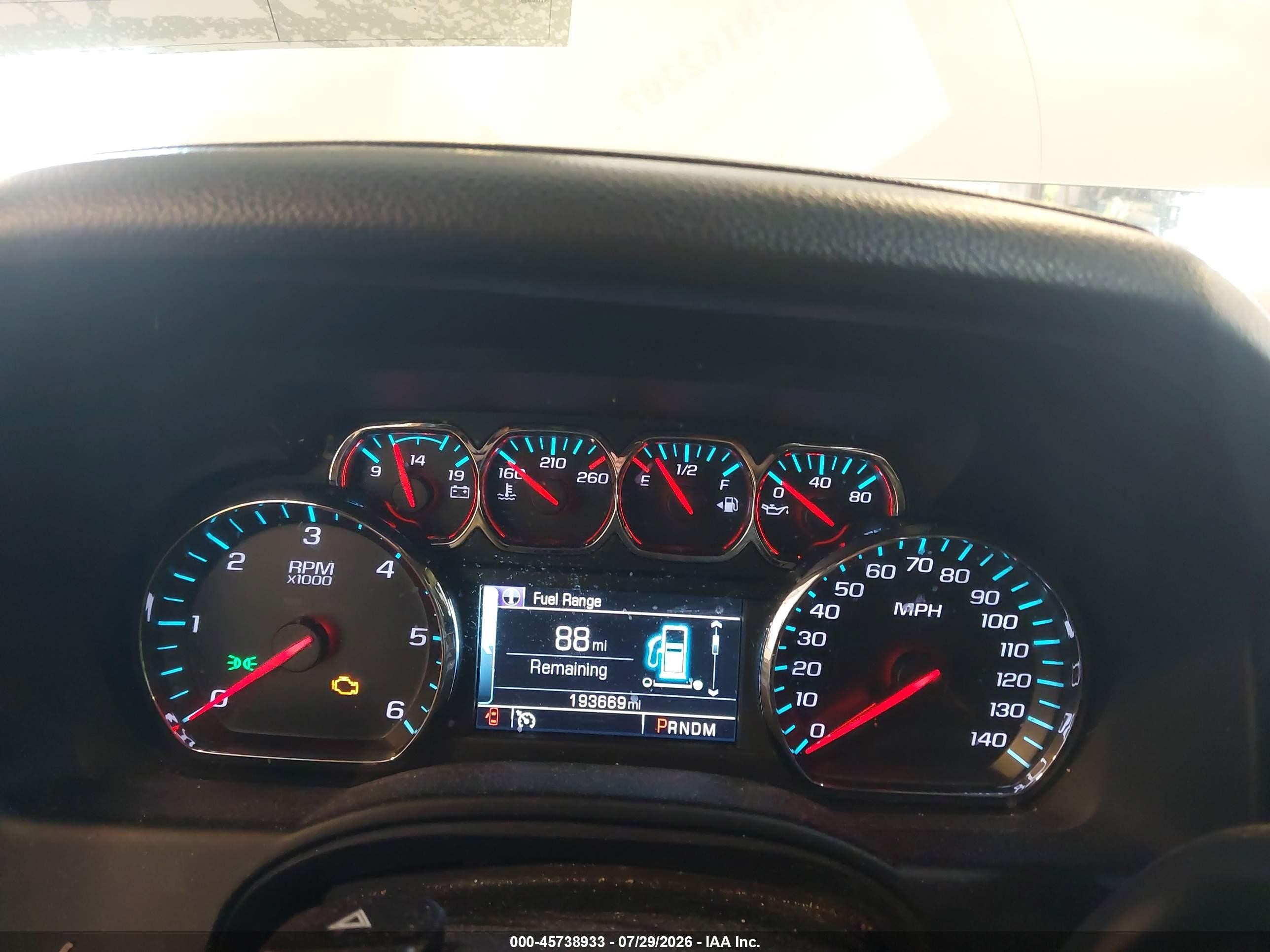 2015 Chevrolet Tahoe Lt Silver vin: 1GNSKBKC7FR181907
