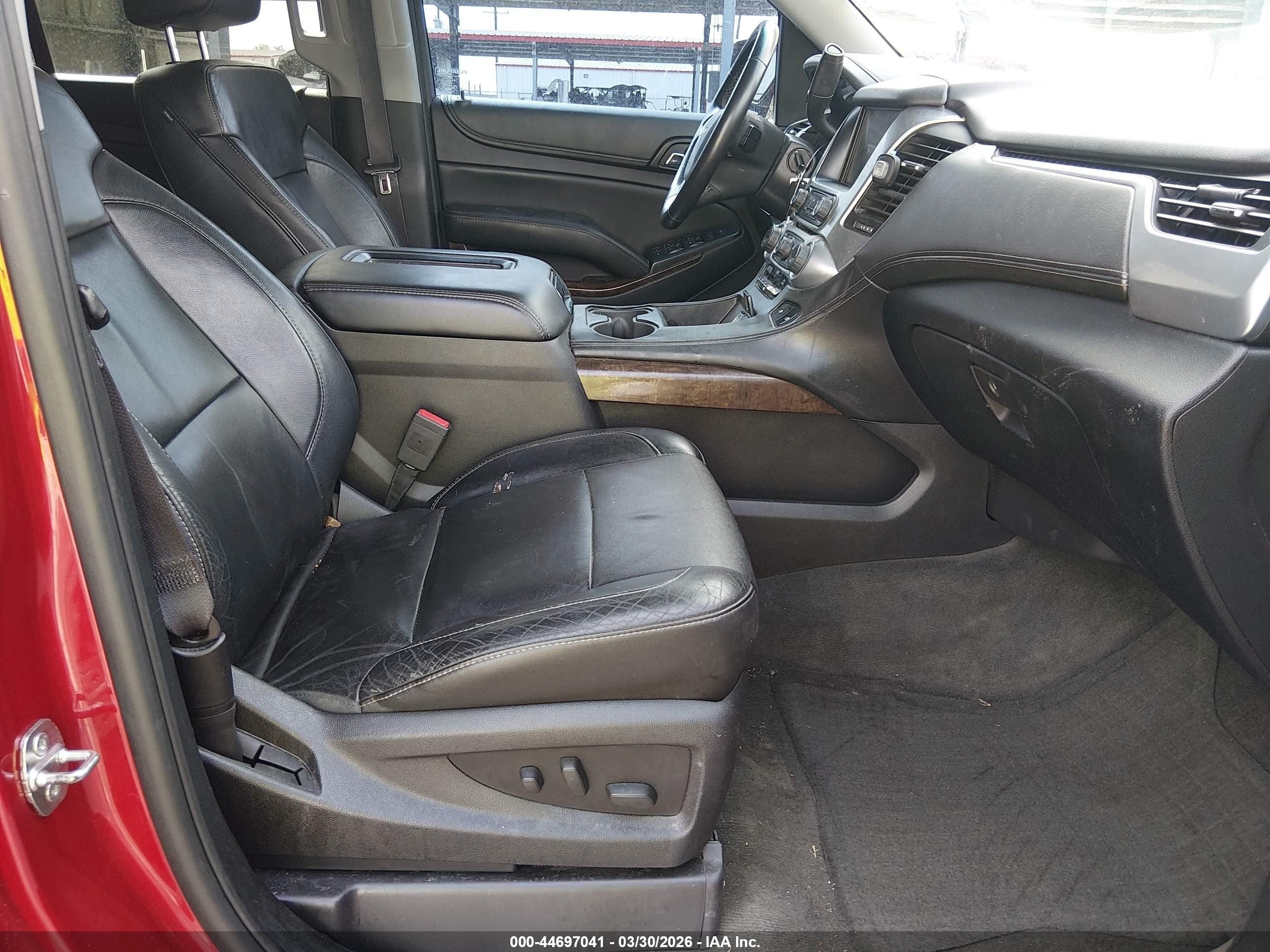 2015 Chevrolet Tahoe Lt Red vin: 1GNSKBKC7FR214968