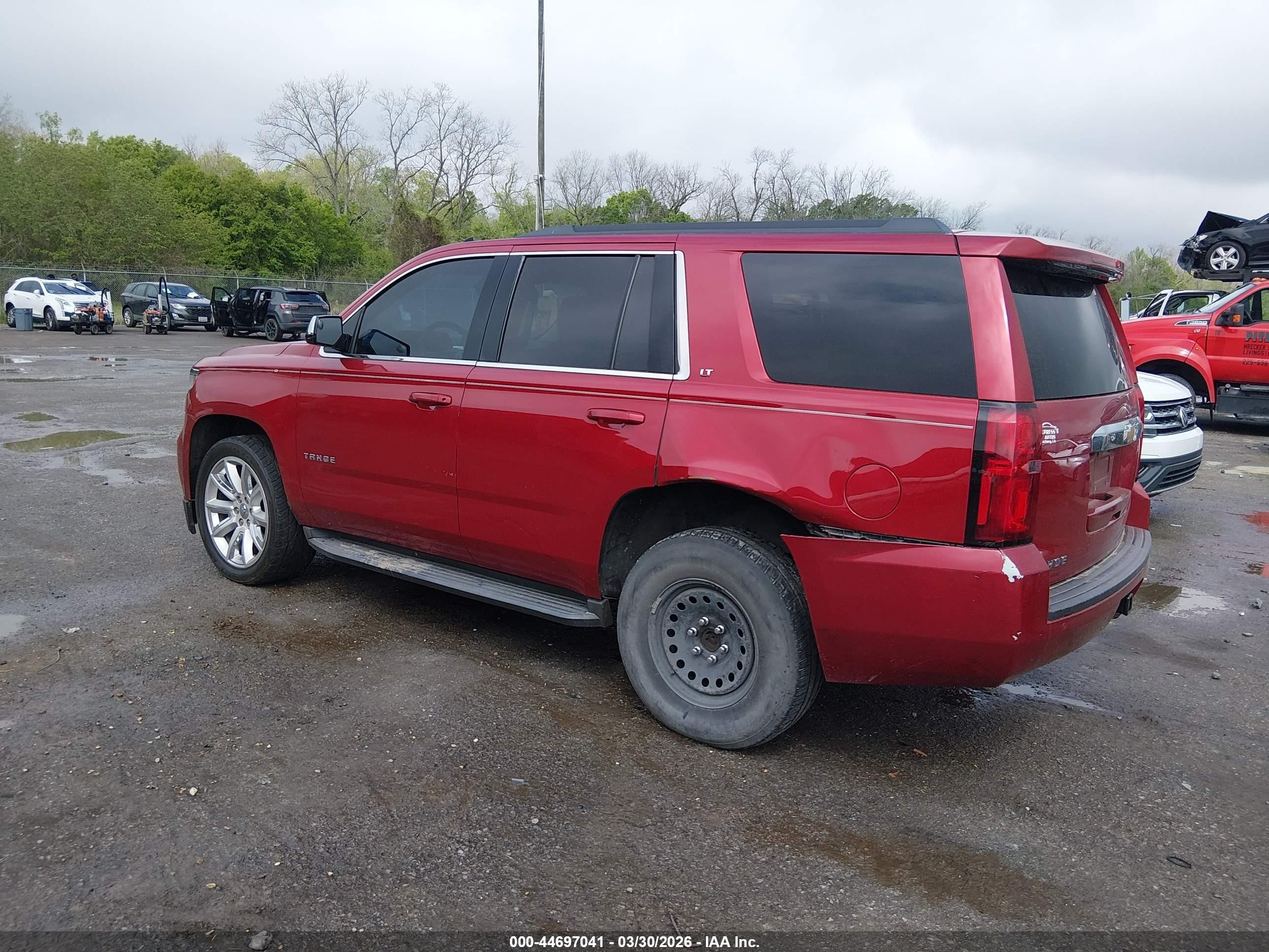 2015 Chevrolet Tahoe Lt Red vin: 1GNSKBKC7FR214968