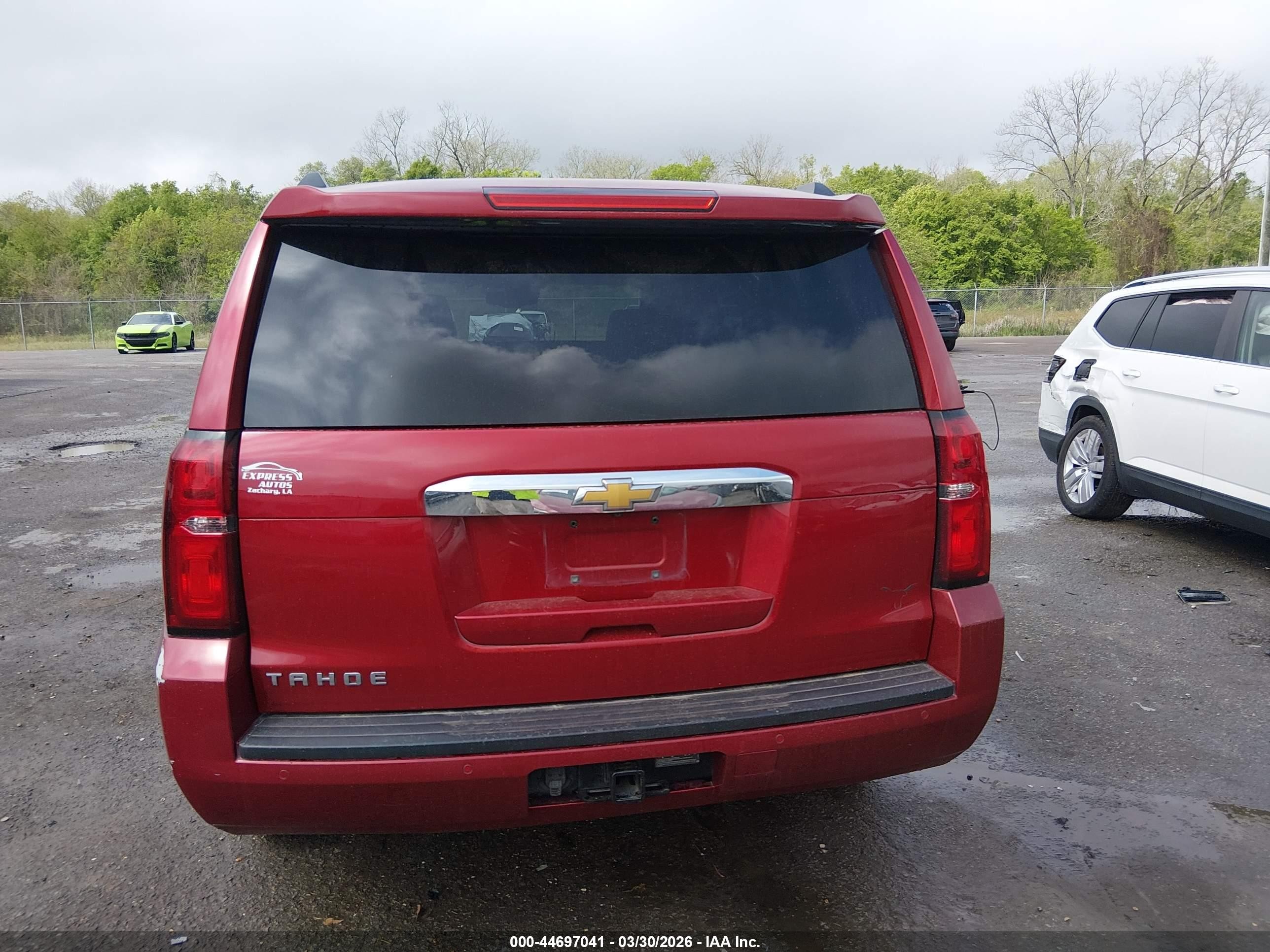 2015 Chevrolet Tahoe Lt Red vin: 1GNSKBKC7FR214968