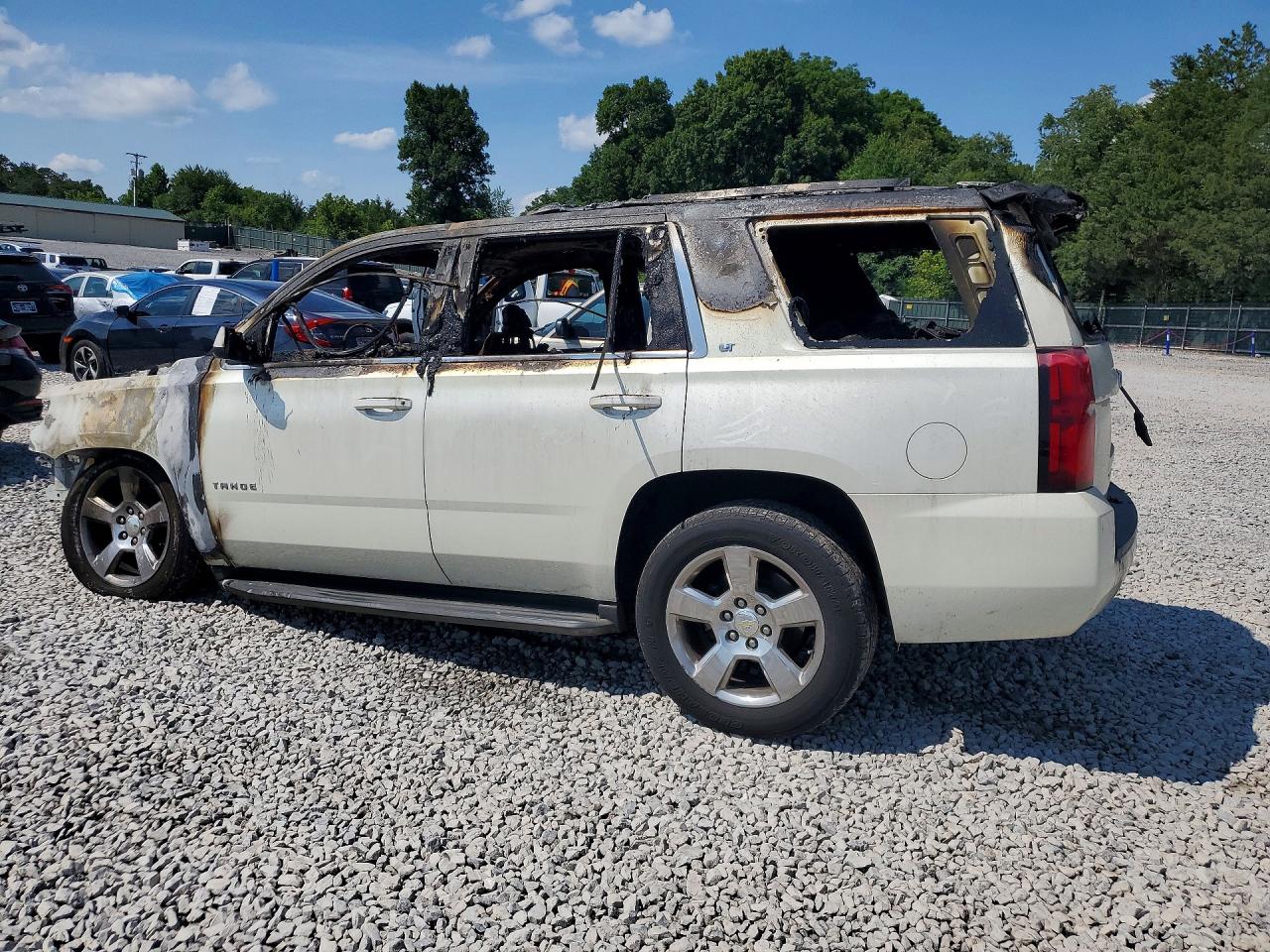 2015 Chevrolet Tahoe K1500 Lt White vin: 1GNSKBKC7FR240311