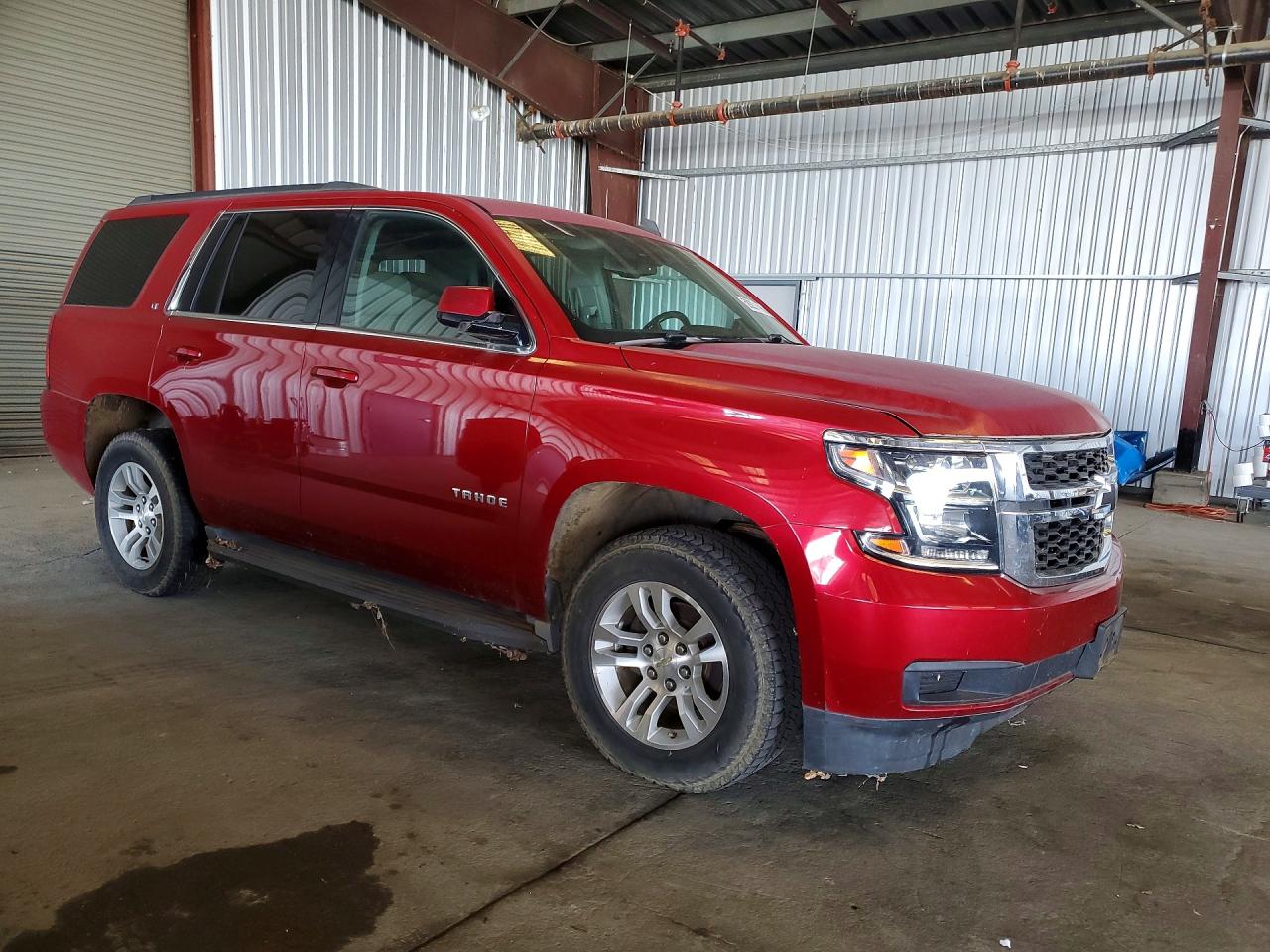 2015 Chevrolet Tahoe Red vin: 1GNSKBKC7FR247775