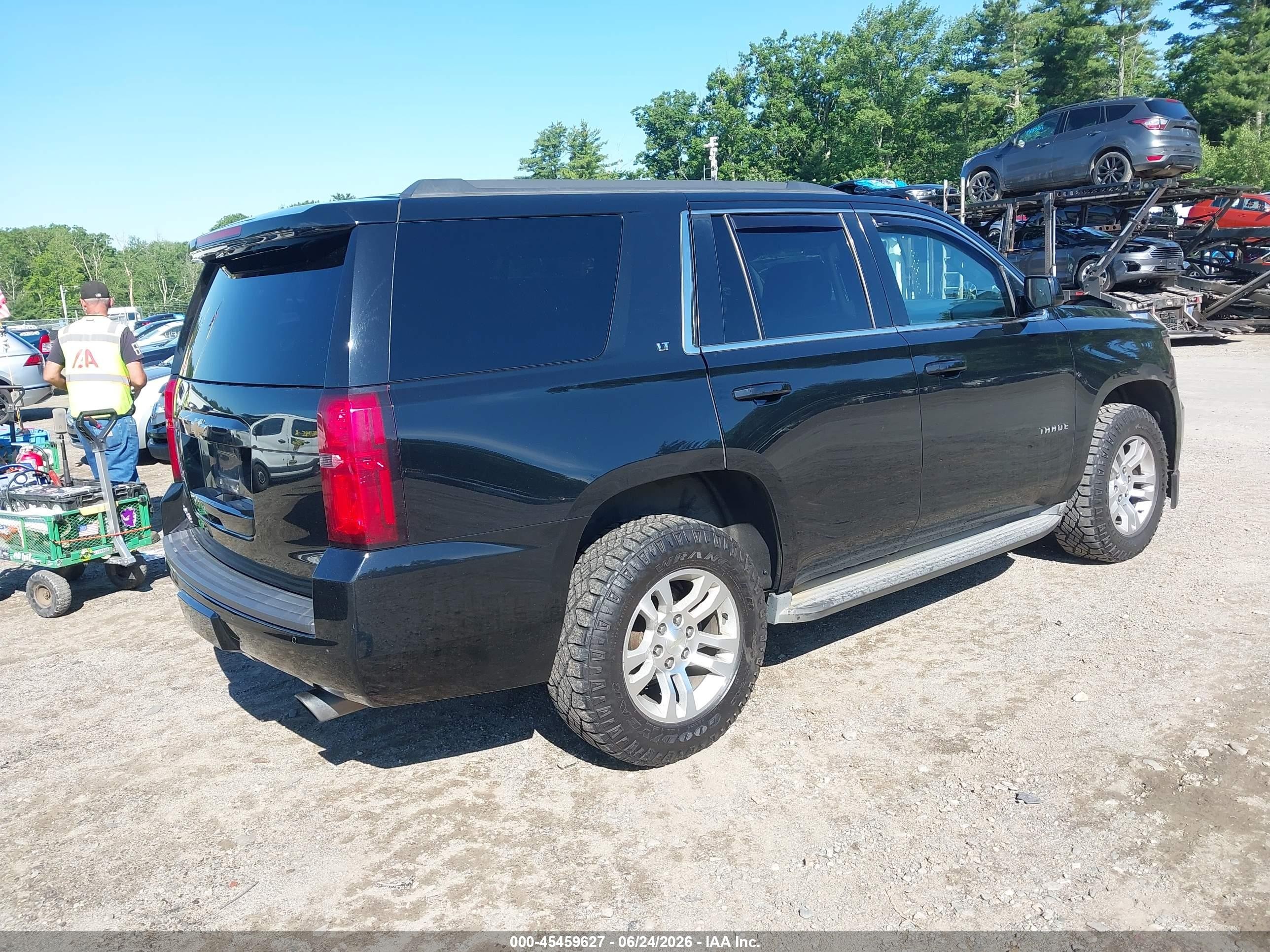 2015 Chevrolet Tahoe Lt Black vin: 1GNSKBKC7FR308638