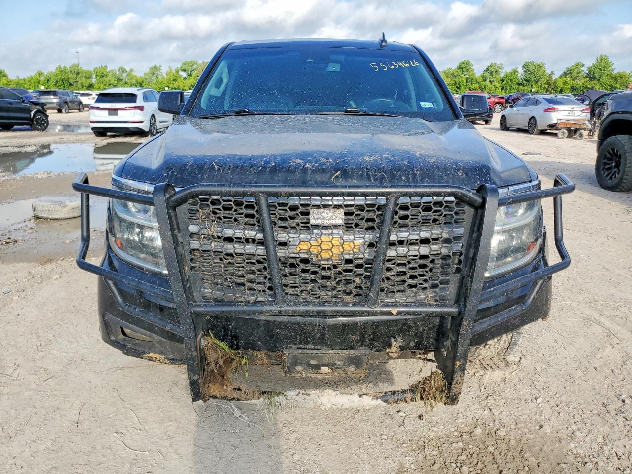 2015 Chevrolet Tahoe 4d Lt Черный vin: 1GNSKBKC7FR591008