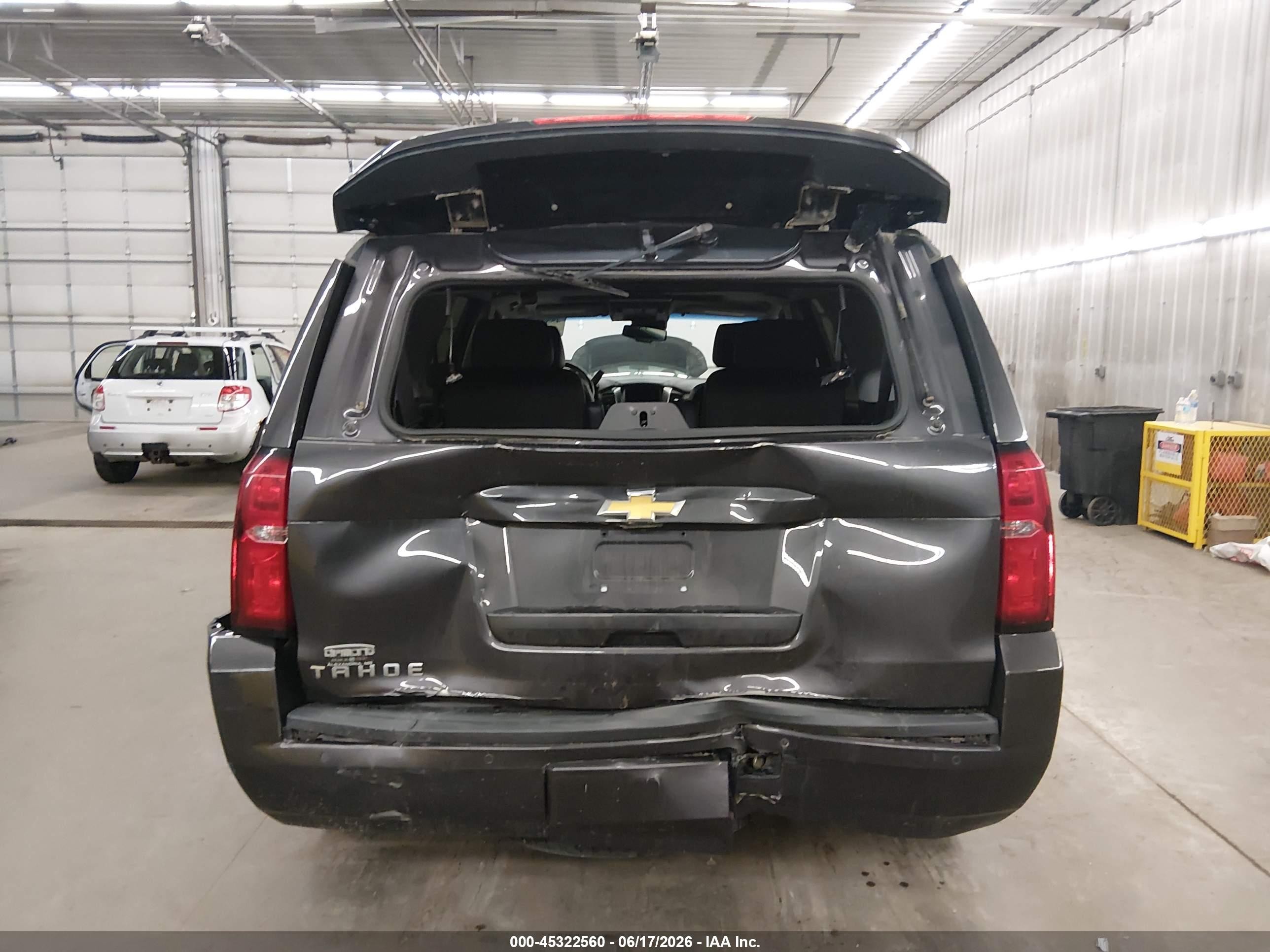 2015 Chevrolet Tahoe Lt Gray vin: 1GNSKBKC7FR595818