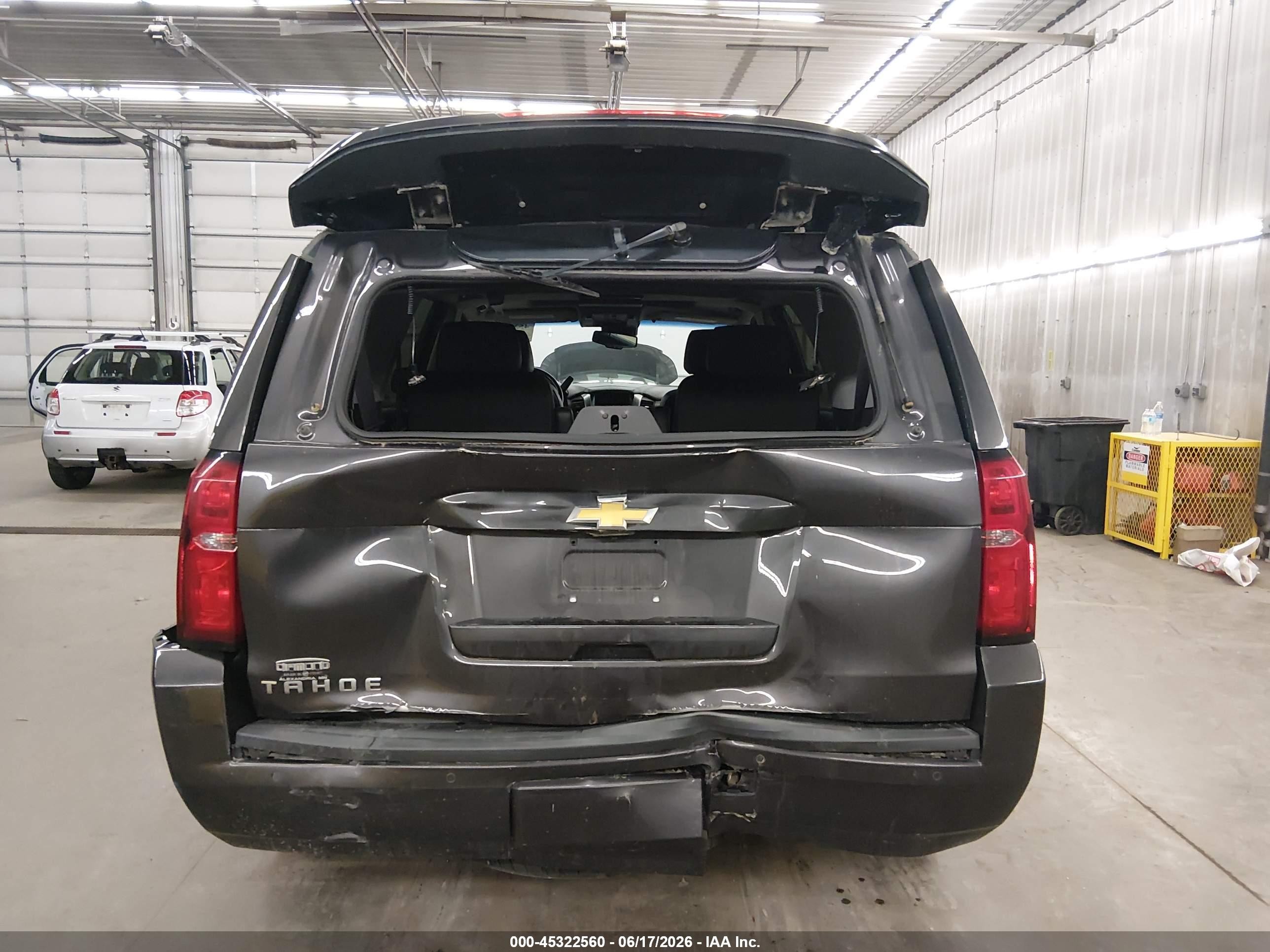 2015 Chevrolet Tahoe Lt Gray vin: 1GNSKBKC7FR595818