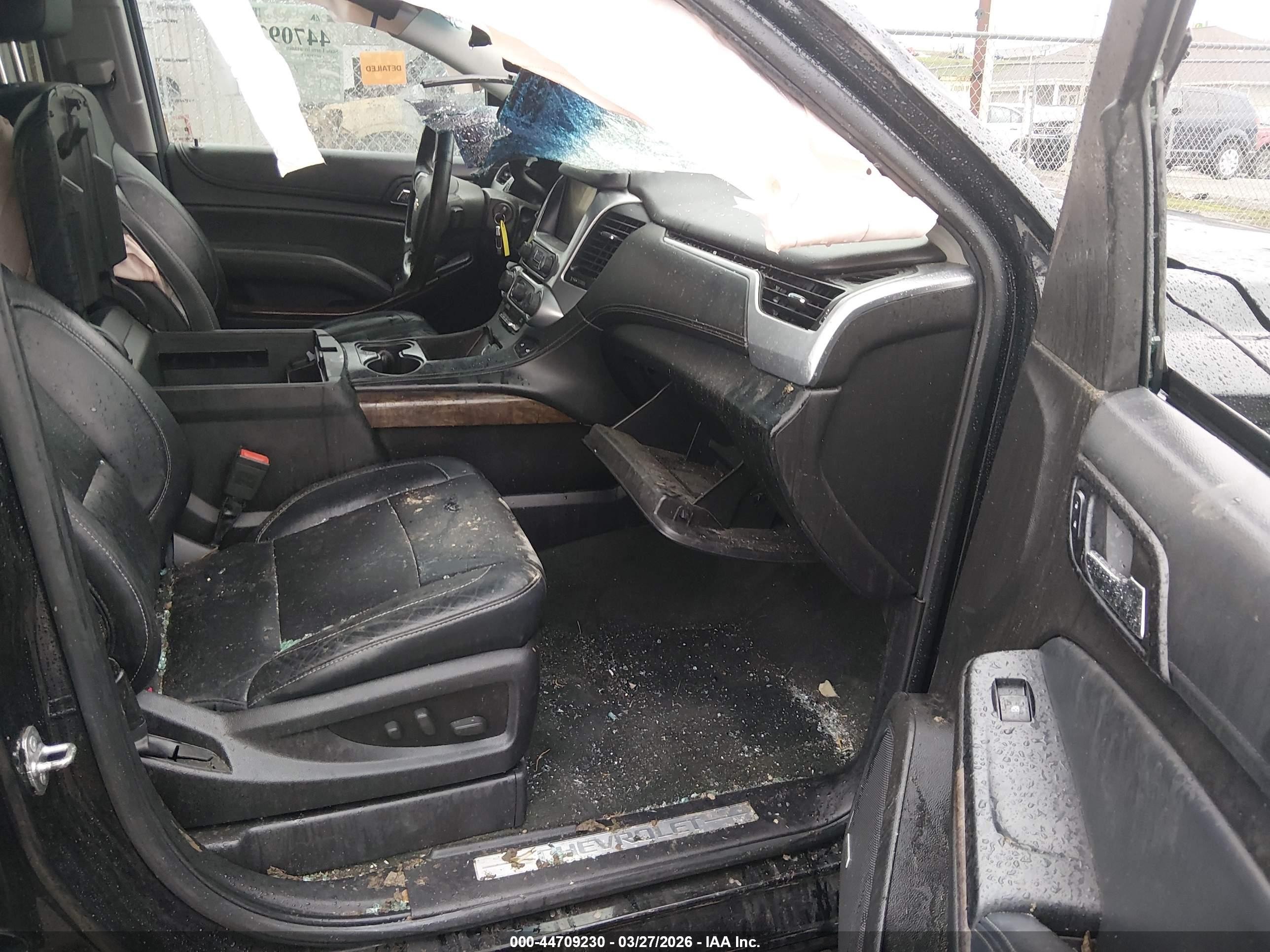 2015 Chevrolet Tahoe Lt Black vin: 1GNSKBKC8FR219712