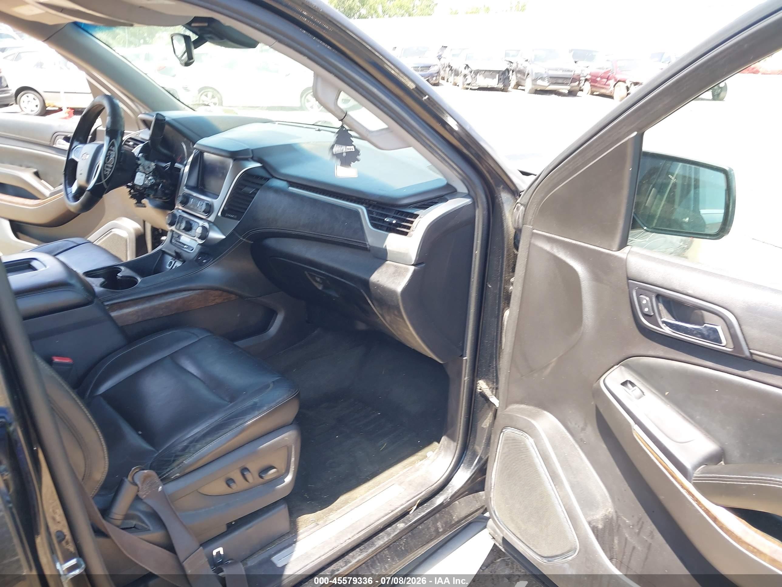 2015 Chevrolet Tahoe Lt Black vin: 1GNSKBKC8FR537328