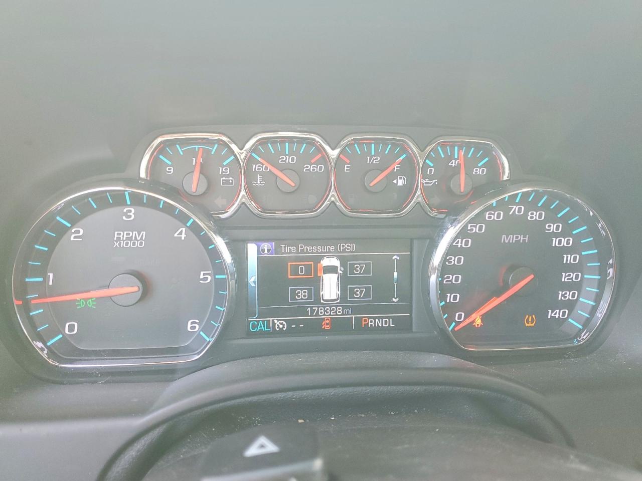 2017 Chevrolet Tahoe K1500 Lt Черный vin: 1GNSKBKC8HR254253