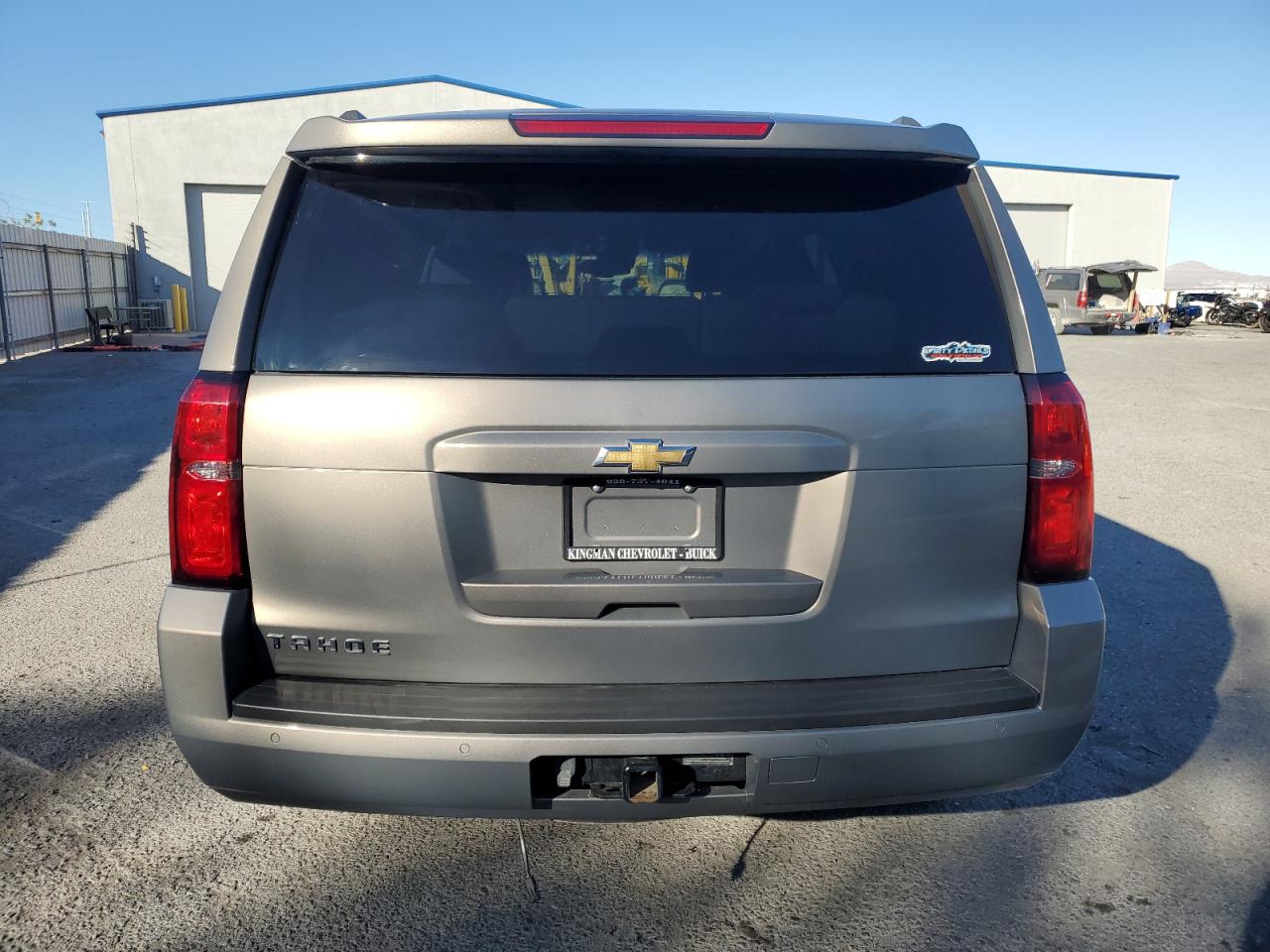2018 Chevrolet Tahoe K1500 Lt Gray vin: 1GNSKBKC8JR198661